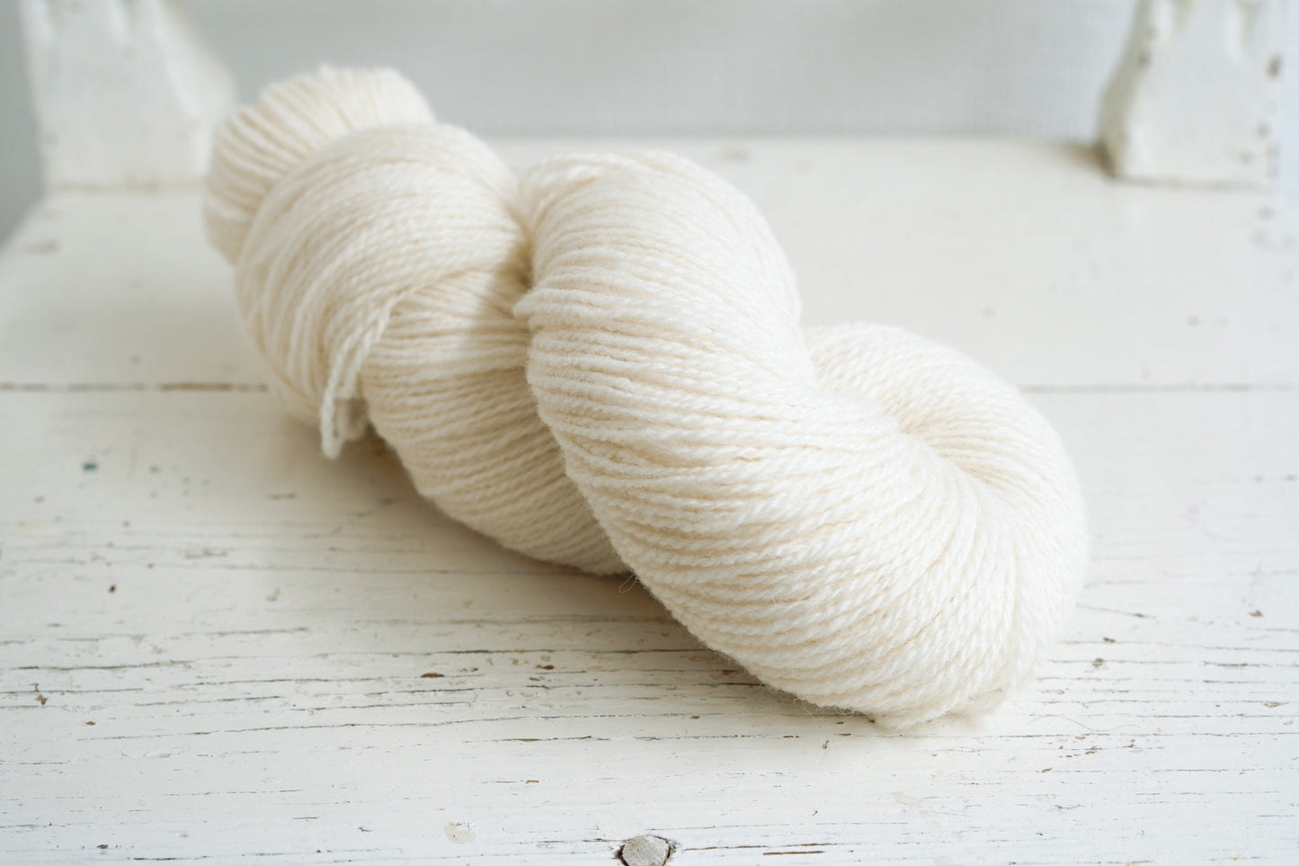 New Zealand fingering wool yarn 500g/17.5 oz. - Milk white wool in skeins for dyeing projects, weaving, hand or machine knitting - YarnHome | new-zealand-fingering-wool-yarn-500g-17-5-oz-milk-white-wool-in-skeins-for-dyeing-projects-weaving-hand-or-machine-knitting-yarnhome