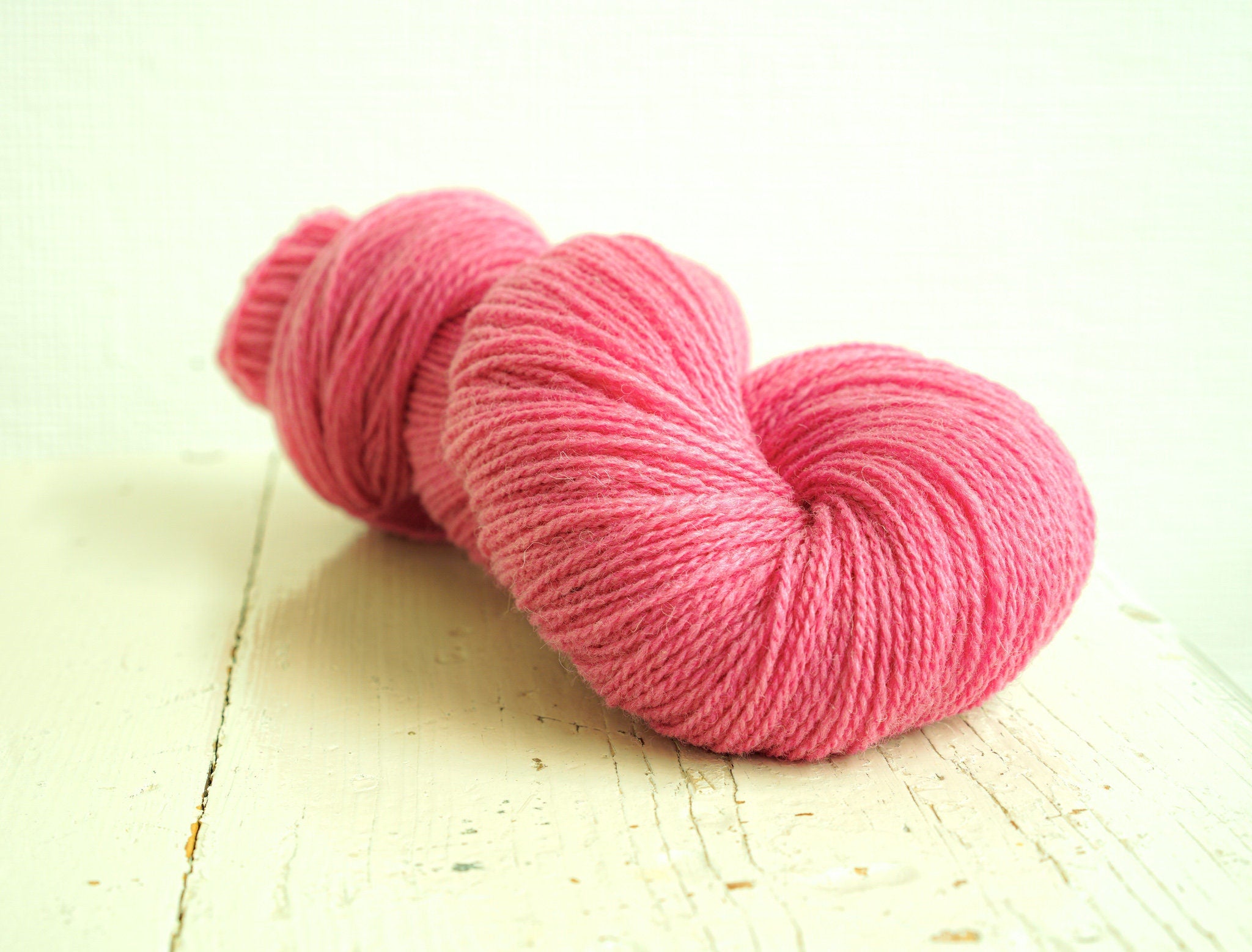 Rose color New Zealand fingering wool - 100g./3,50 oz. - Hand knitting yarn for weaving, crochet plaids, square crochet wool - C 500 | rose-color-new-zealand-fingering-wool-100g-3-50-oz-hand-knitting-yarn-for-weaving-crochet-plaids-square-crochet-wool-c-500