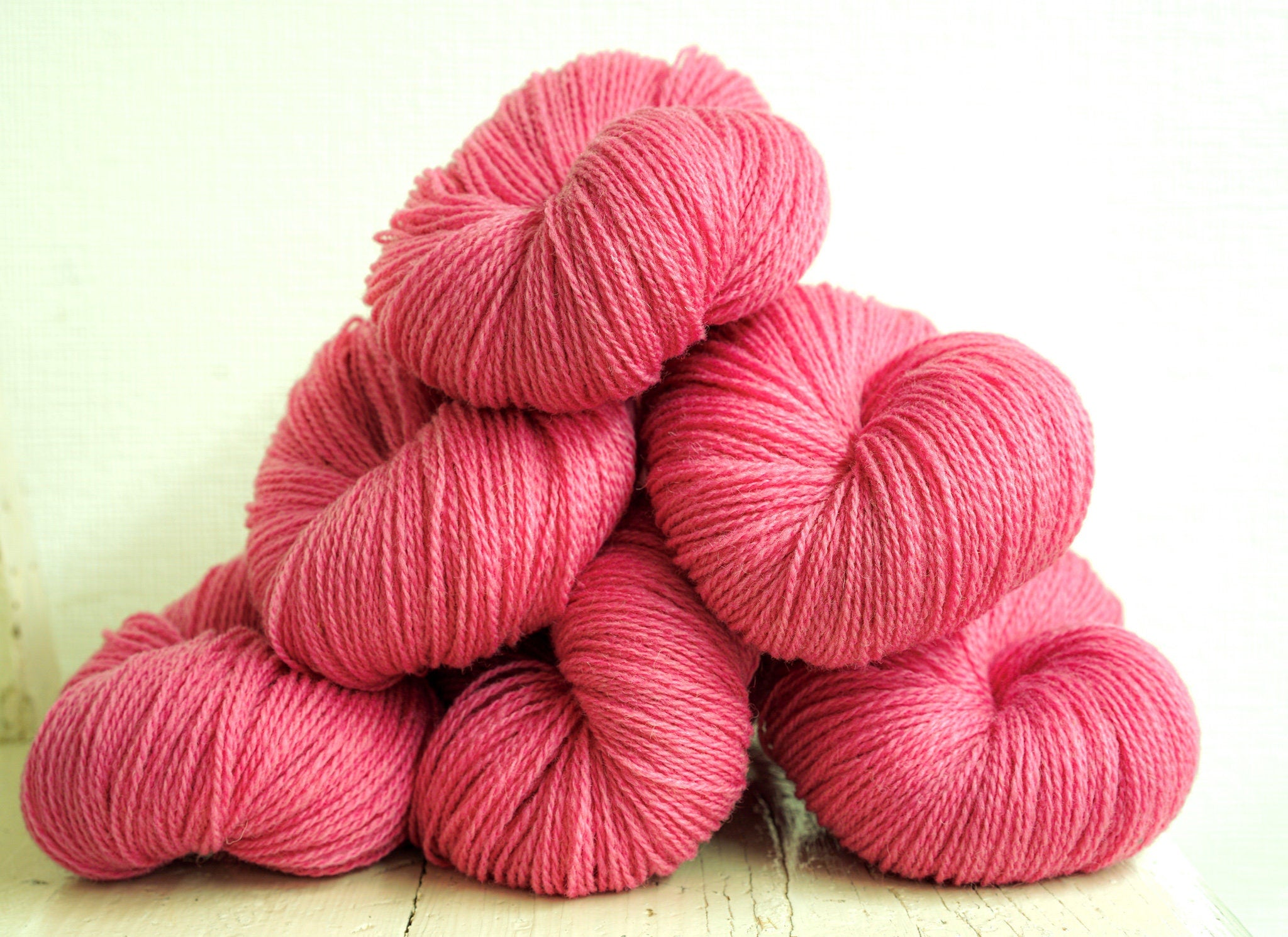 Rose color New Zealand fingering wool - 100g./3,50 oz. - Hand knitting yarn for weaving, crochet plaids, square crochet wool - C 500 | rose-color-new-zealand-fingering-wool-100g-3-50-oz-hand-knitting-yarn-for-weaving-crochet-plaids-square-crochet-wool-c-500