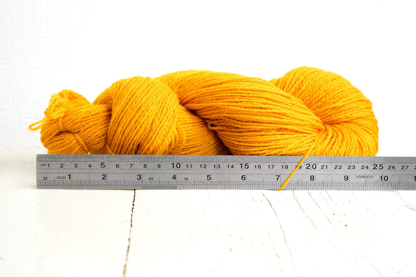 Saffron yellow New Zealand wool yarn | saffron-yellow-new-zealand-wool-yarn