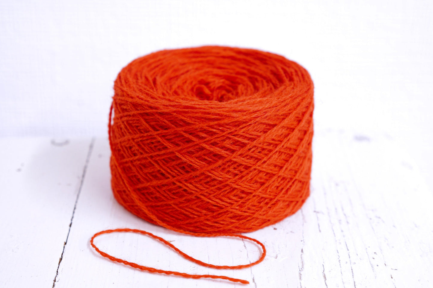 Scarlet red wool in cone 0,9kg/31.7oz - Fingering yarn for weaving plaids, socks knitting, women's, men's outwear crochet, knitting - 108C | scarlet-red-wool-in-cone-0-9kg-31-7oz-fingering-yarn-for-weaving-plaids-socks-knitting-womens-mens-outwear-crochet-knitting-108c