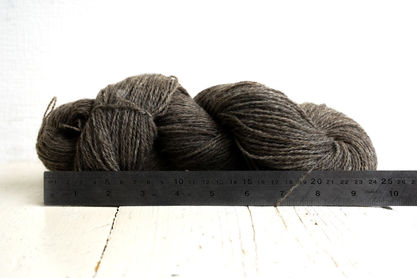 Natural undyed grey wool yarn - 300g./10.58 oz. - New Zealand fingering wool for hand knitting, weaving plaids, felting, carding projects | natural-undyed-grey-wool-yarn-300g-10-58-oz-new-zealand-fingering-wool-for-hand-knitting-weaving-plaids-felting-carding-projects