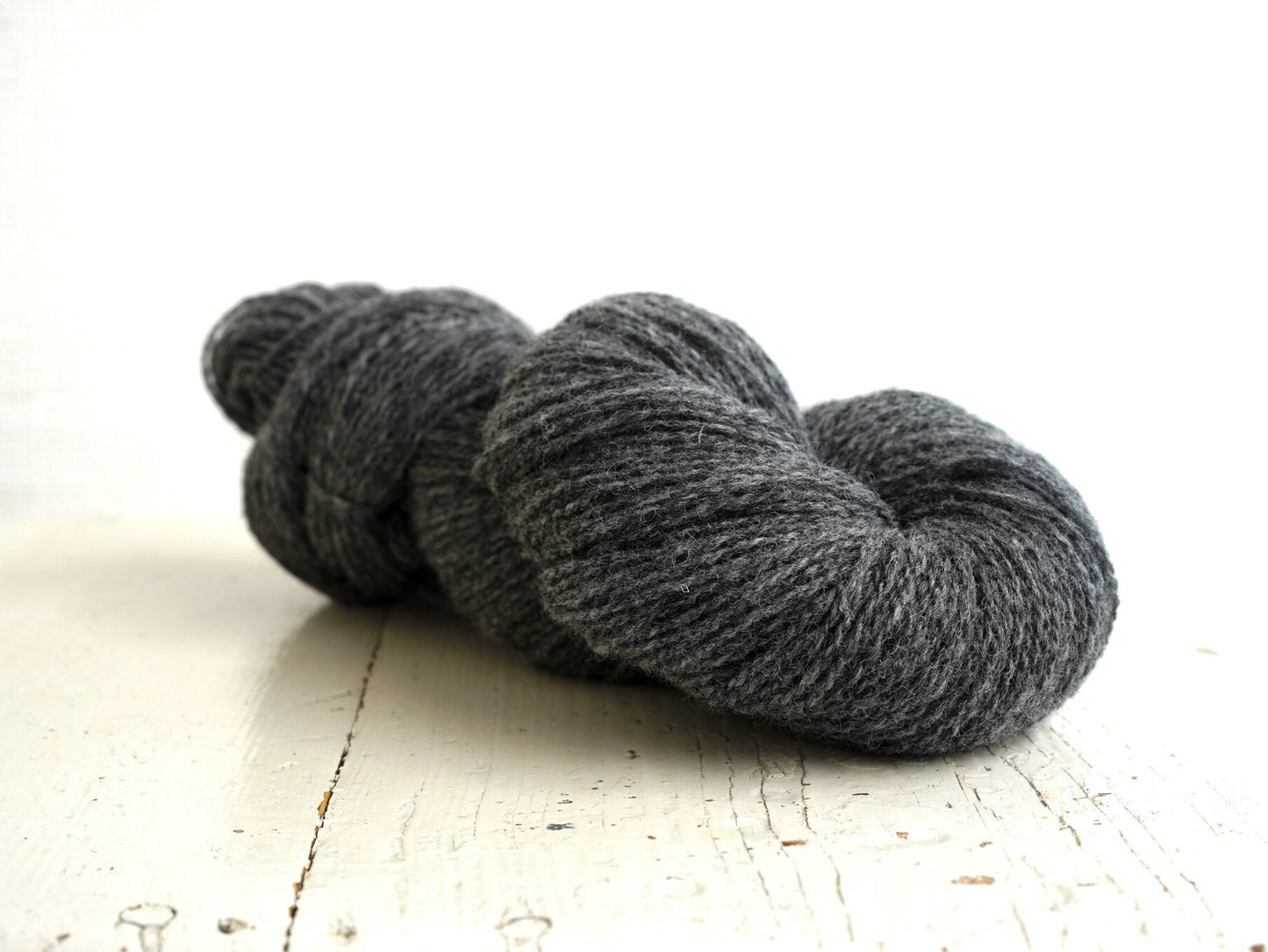 Grey New Zealand fingering wool yarn 100g/3,5oz. for weaving plaids, machine knitting, crochet, hand knitting socks wool | grey-new-zealand-fingering-wool-yarn-100g-3-5oz-for-weaving-plaids-machine-knitting-crochet-hand-knitting-socks-wool