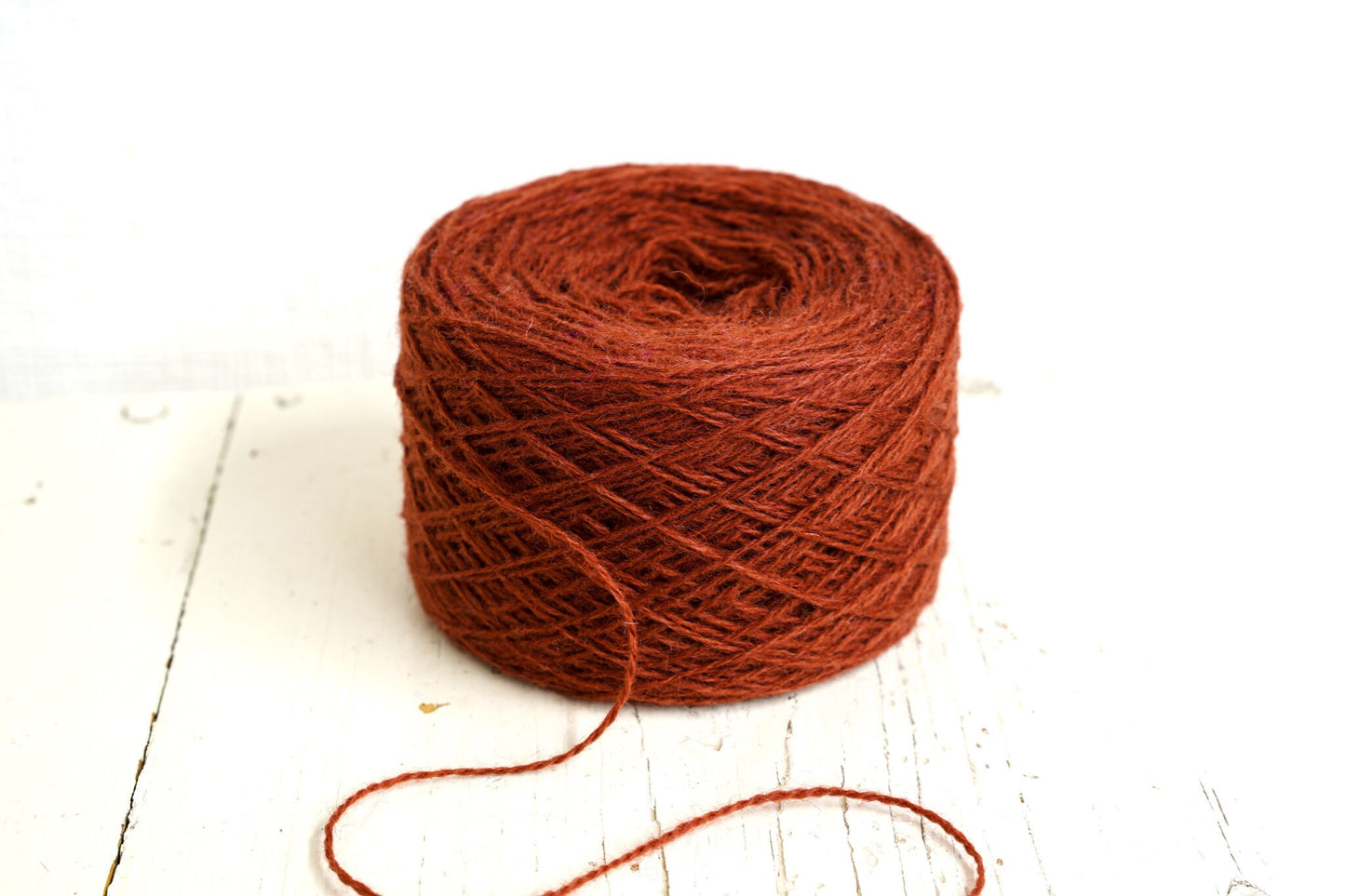 Burnt brick color wool in cone 0,9kg/31.7oz - Fingering yarn for weaving plaids, socks knitting, women's and men's outwear knitting C 276 | burnt-brick-color-wool-in-cone-0-9kg-31-7oz-fingering-yarn-for-weaving-plaids-socks-knitting-womens-and-mens-outwear-knitting-c-276