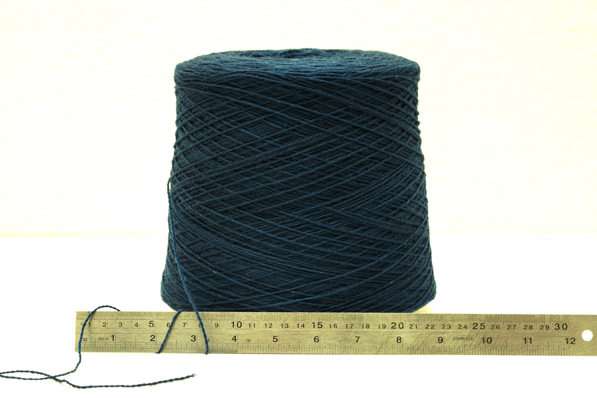 Oxford blue soft merino wool in cone - 900g /31.7oz