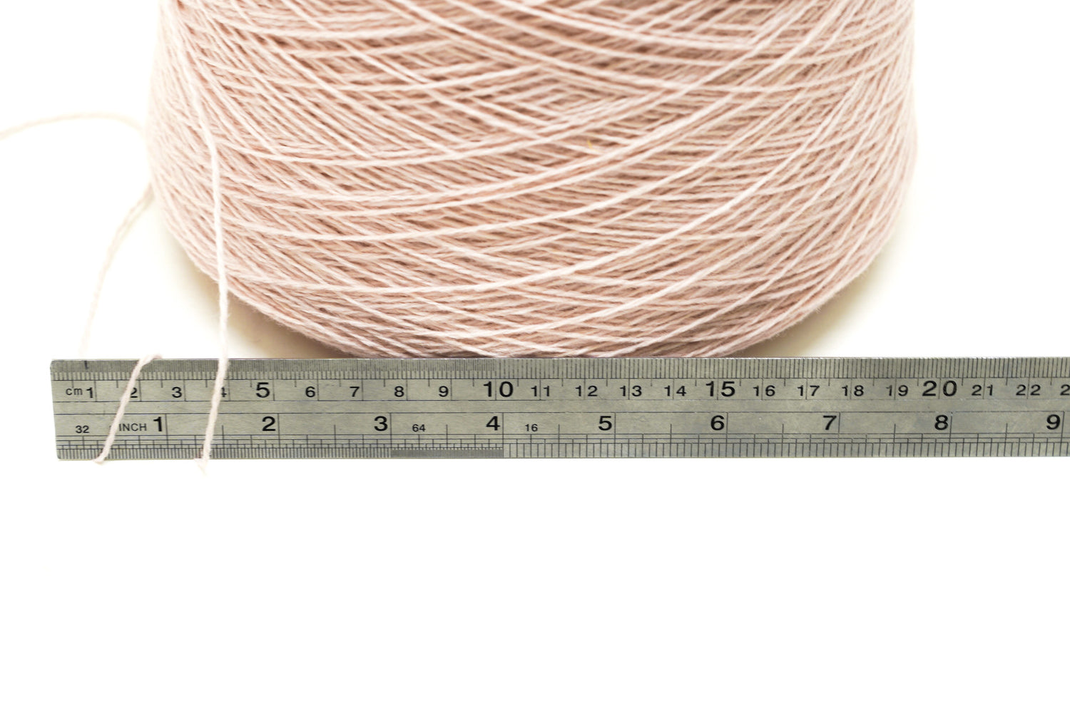 Lightest Rose soft merino wool in cone - 900g / 31,7oz. Color 505