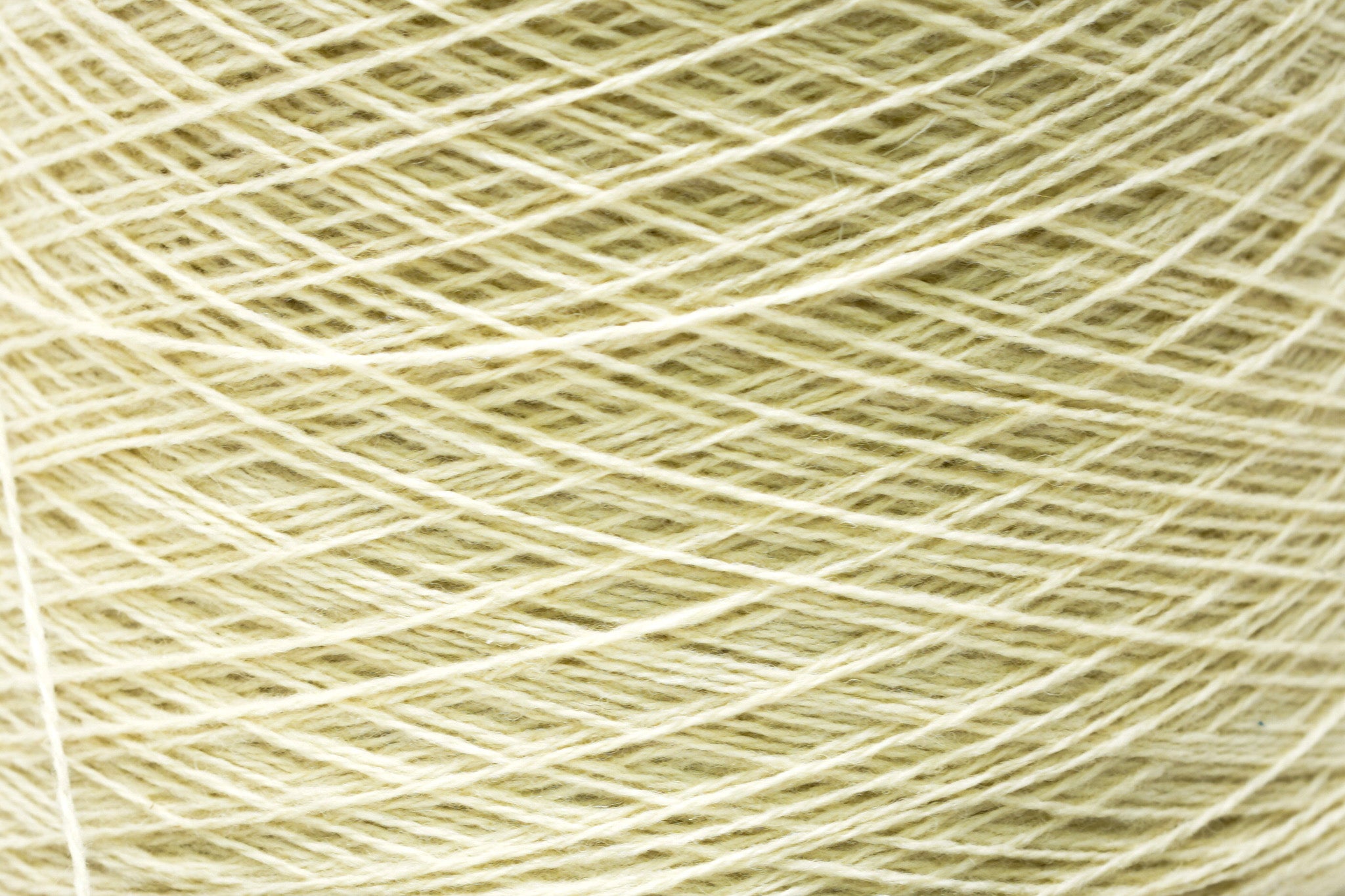 Milk white soft merino wool in cone - 900g/31,7oz.