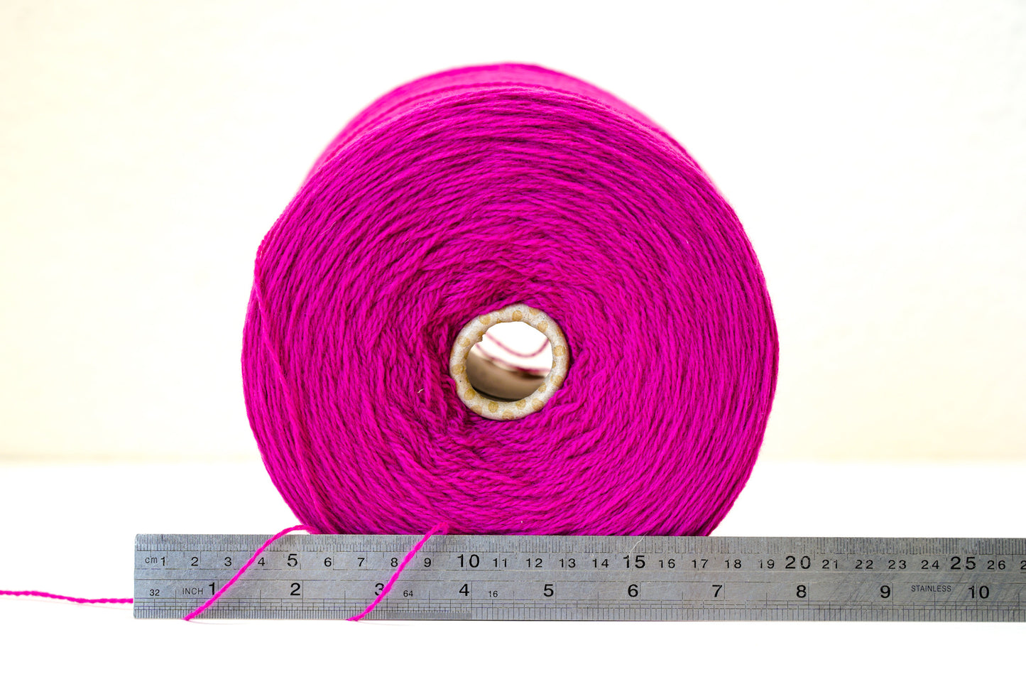 Fuchsia pink soft merino wool in cone - 900g / 31,7oz.