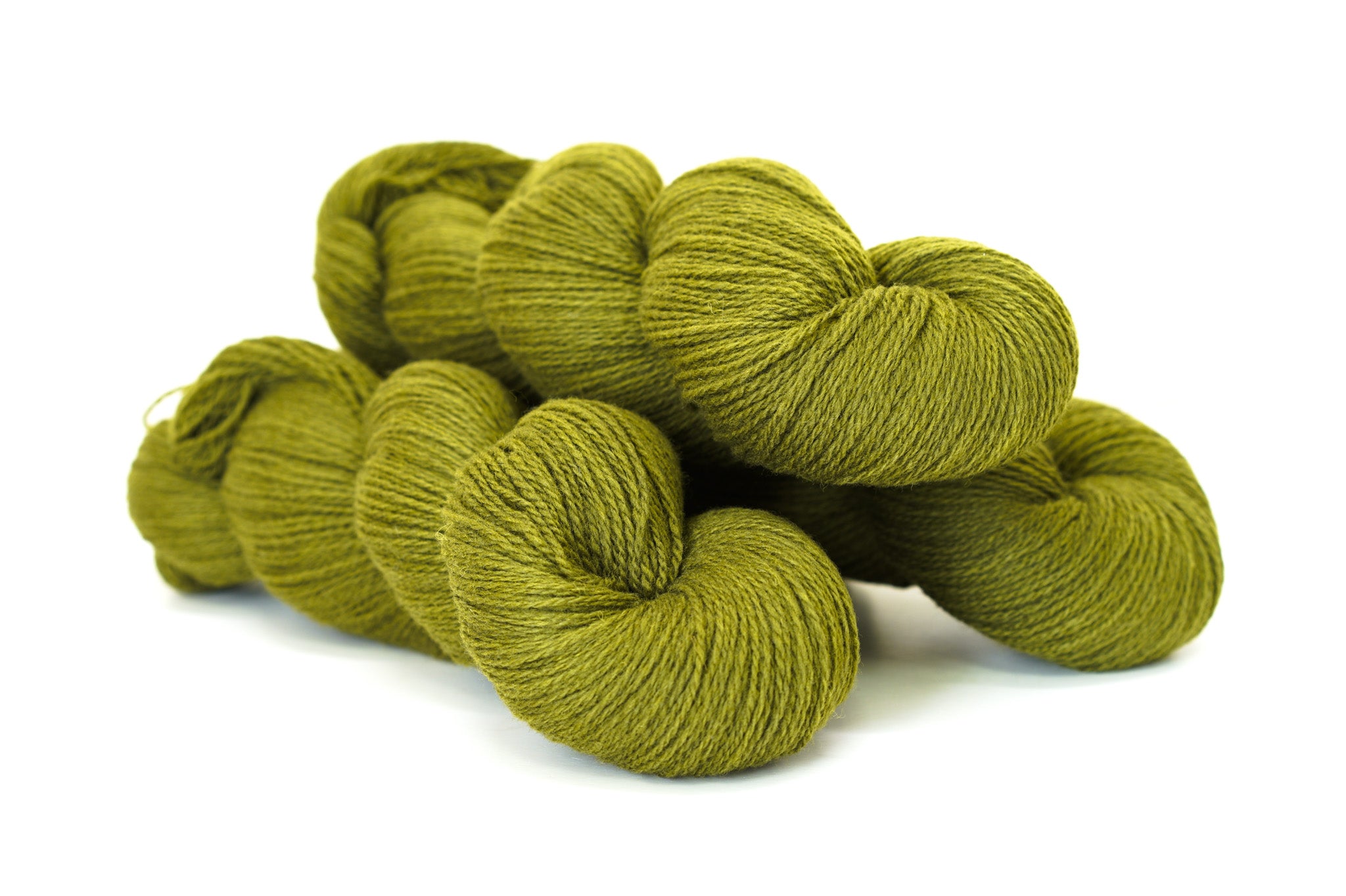 Merino wool yarn samples card in 32 colors