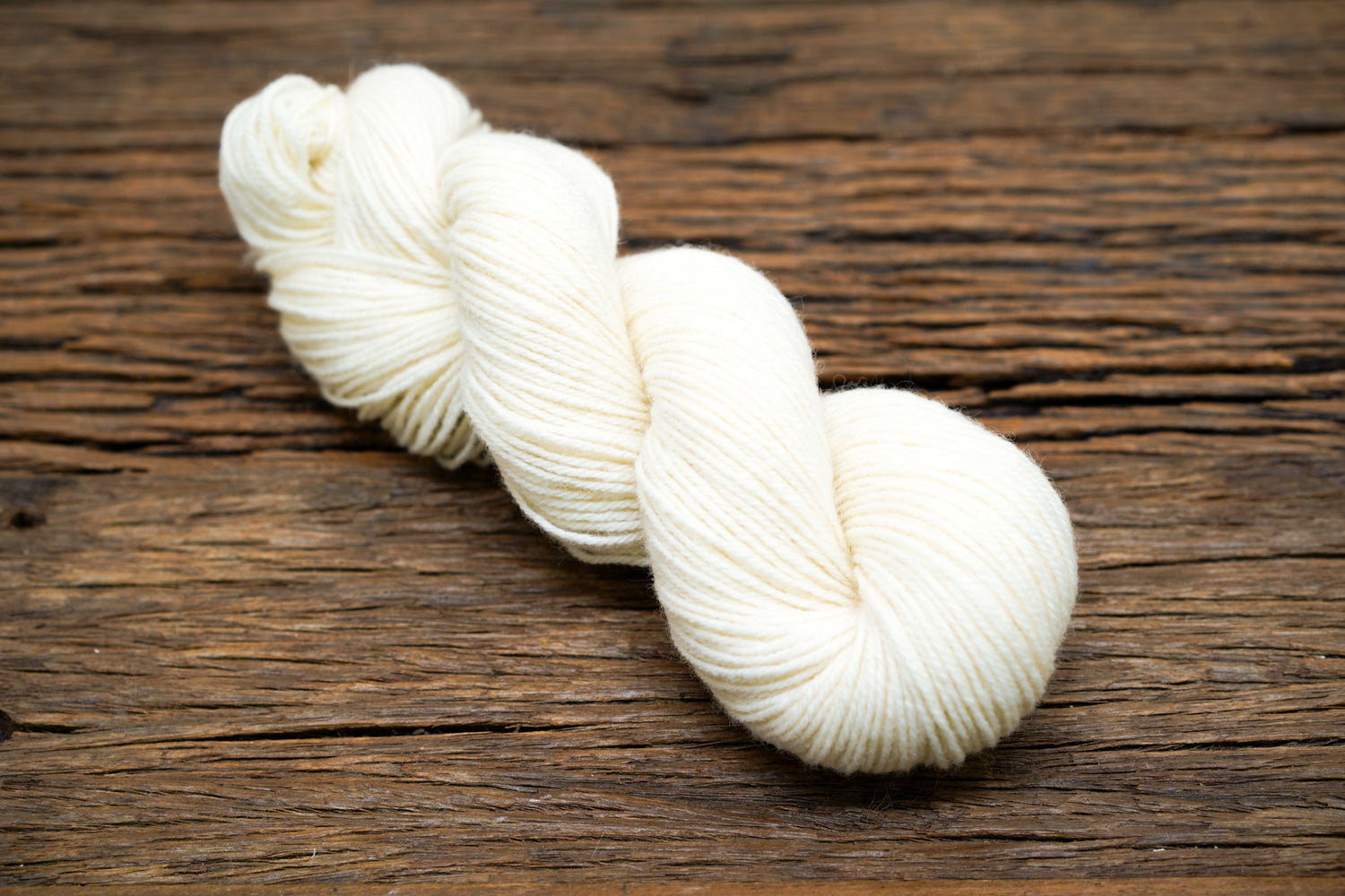 Milk white New Zealand sport wool yarn - 1000g./35oz