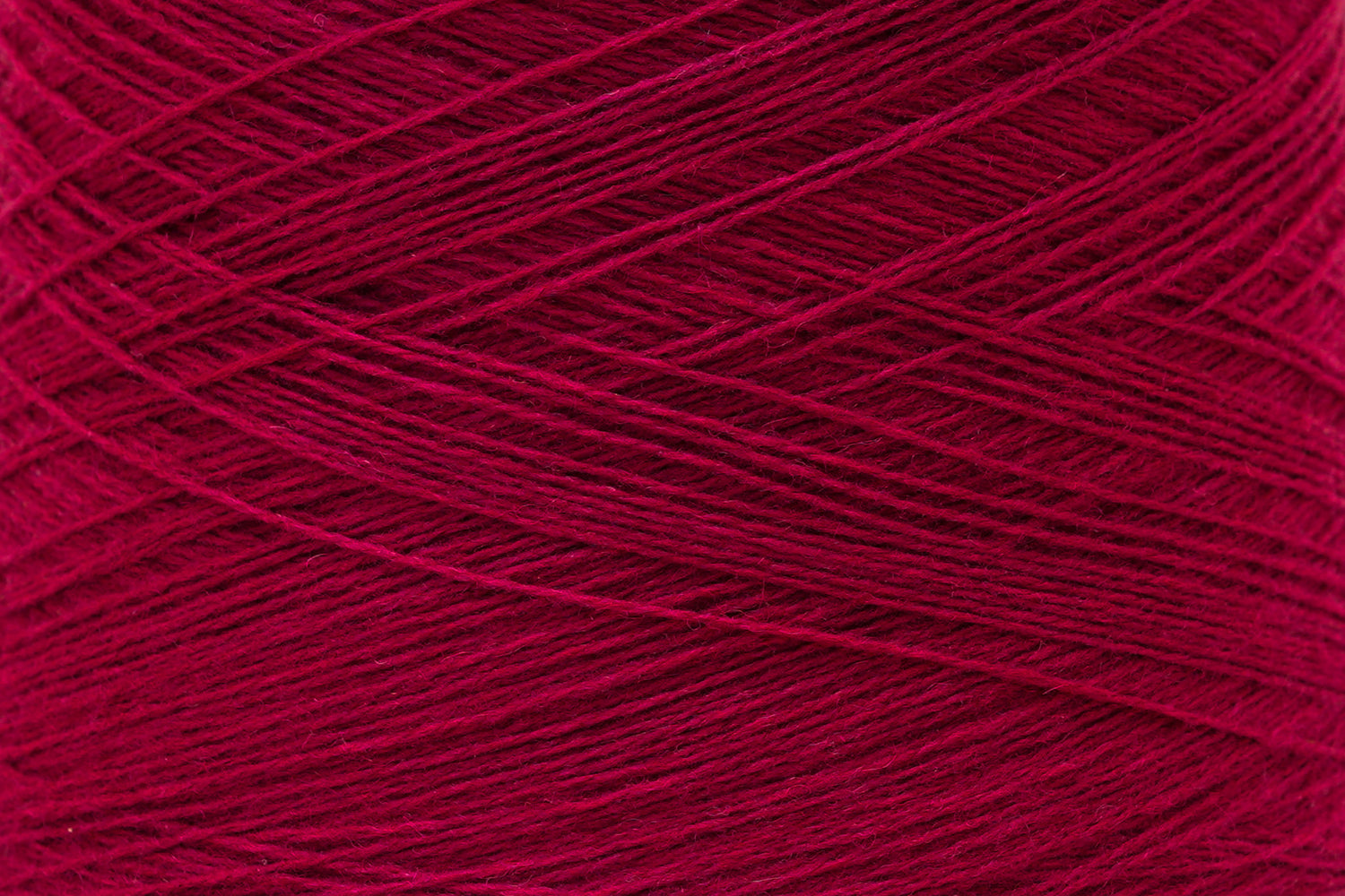 Red wine soft merino wool in cone - 900g / 31,7oz.