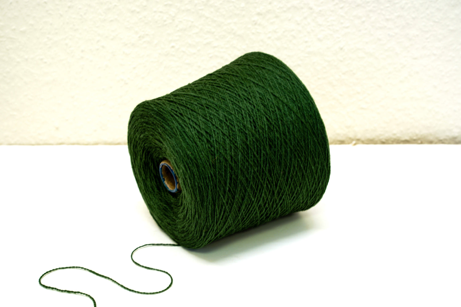 Forest green soft merino wool in cone - 900g/31,7oz.