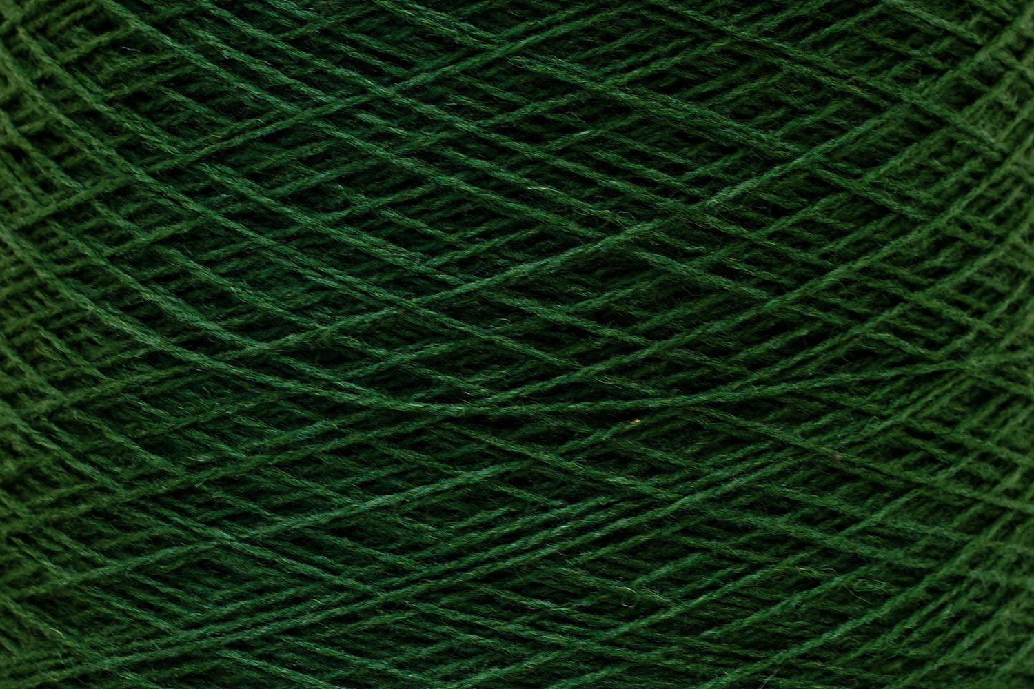 Forest green soft merino wool in cone - 900g/31,7oz.