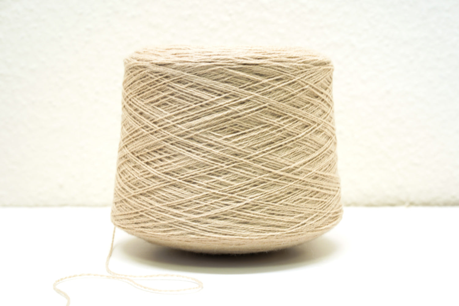 Ivory melange wool in cone - 260