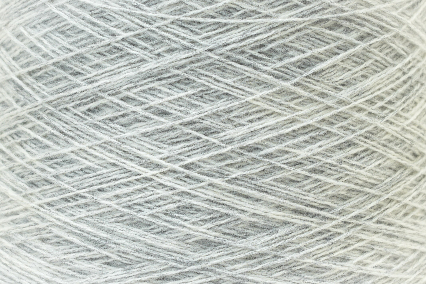 Light Grey soft merino wool in cone - 900g / 31,7oz.