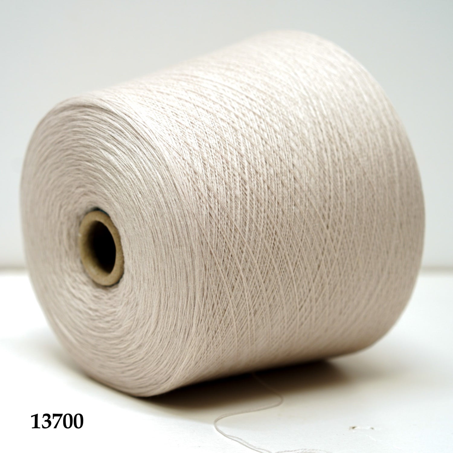 Cream - 100% Extra Fine Merino Wool - Ultra Thin Lace - 100g/3.5oz - 13700