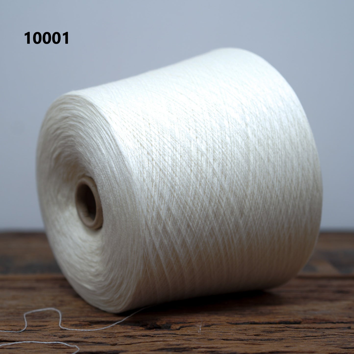 White - Lana Gatto - 100% Extra Fine Merino Wool - 100g/3.5oz
