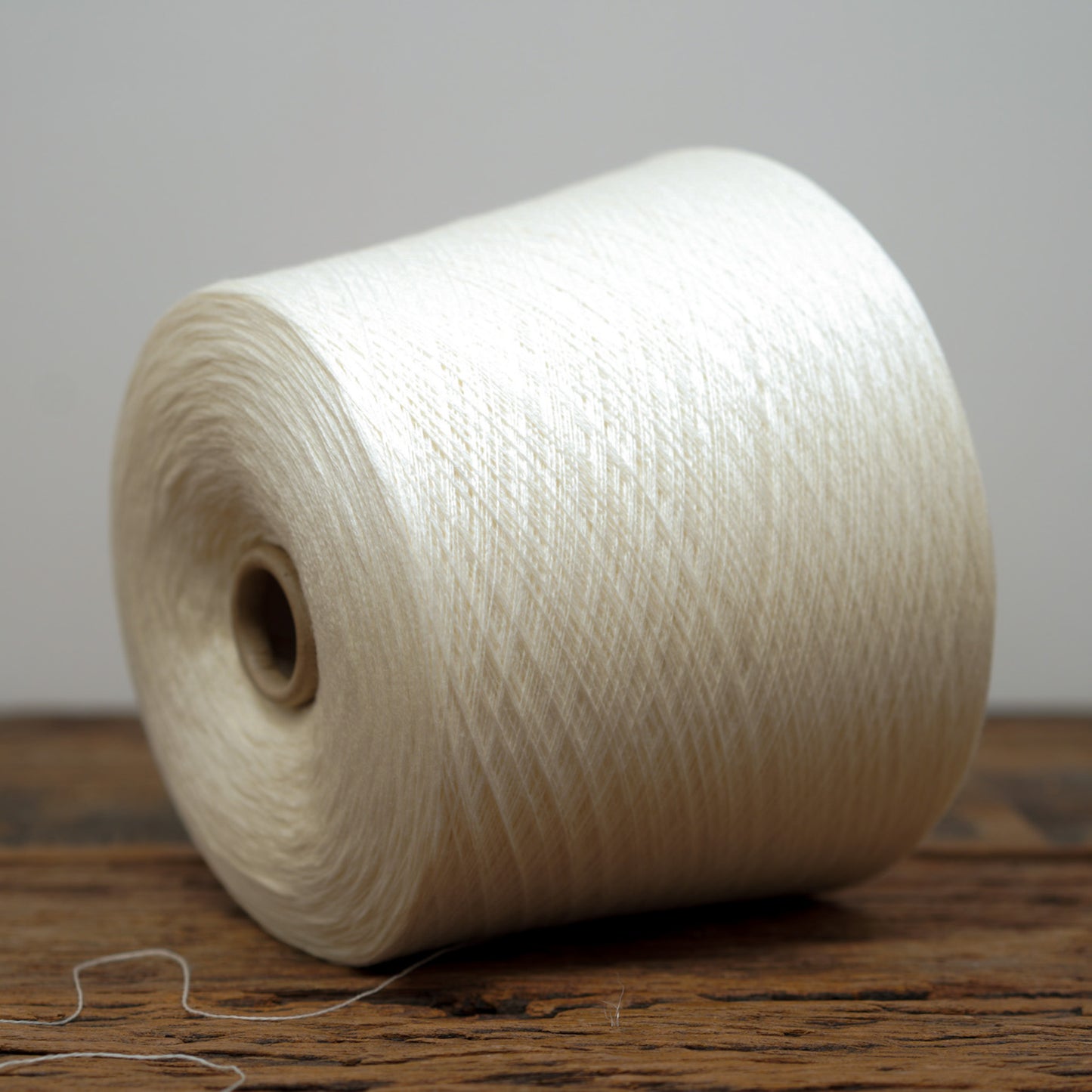 Milk White - Lana Gatto - 100% Extra Fine Merino Wool - 100g/3.5oz