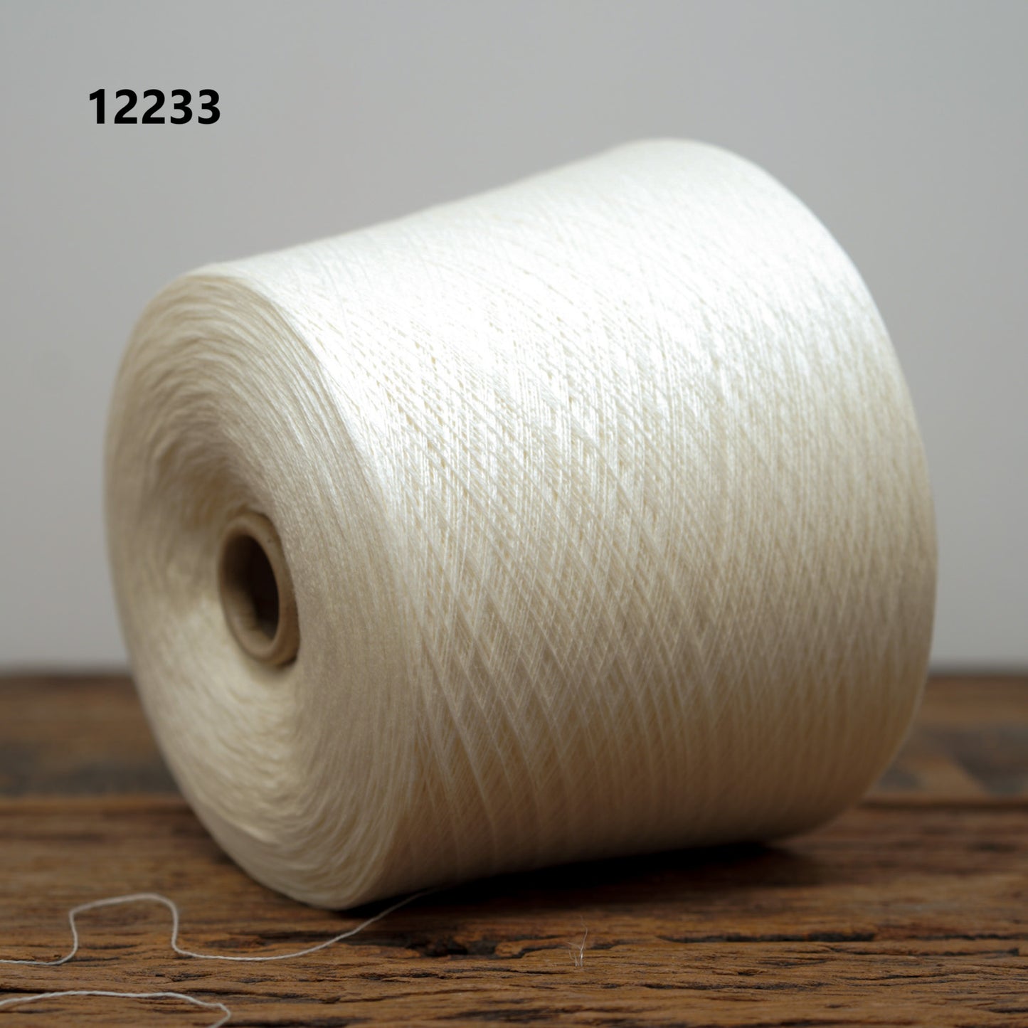 Milk White - Lana Gatto - 100% Extra Fine Merino Wool - 100g/3.5oz