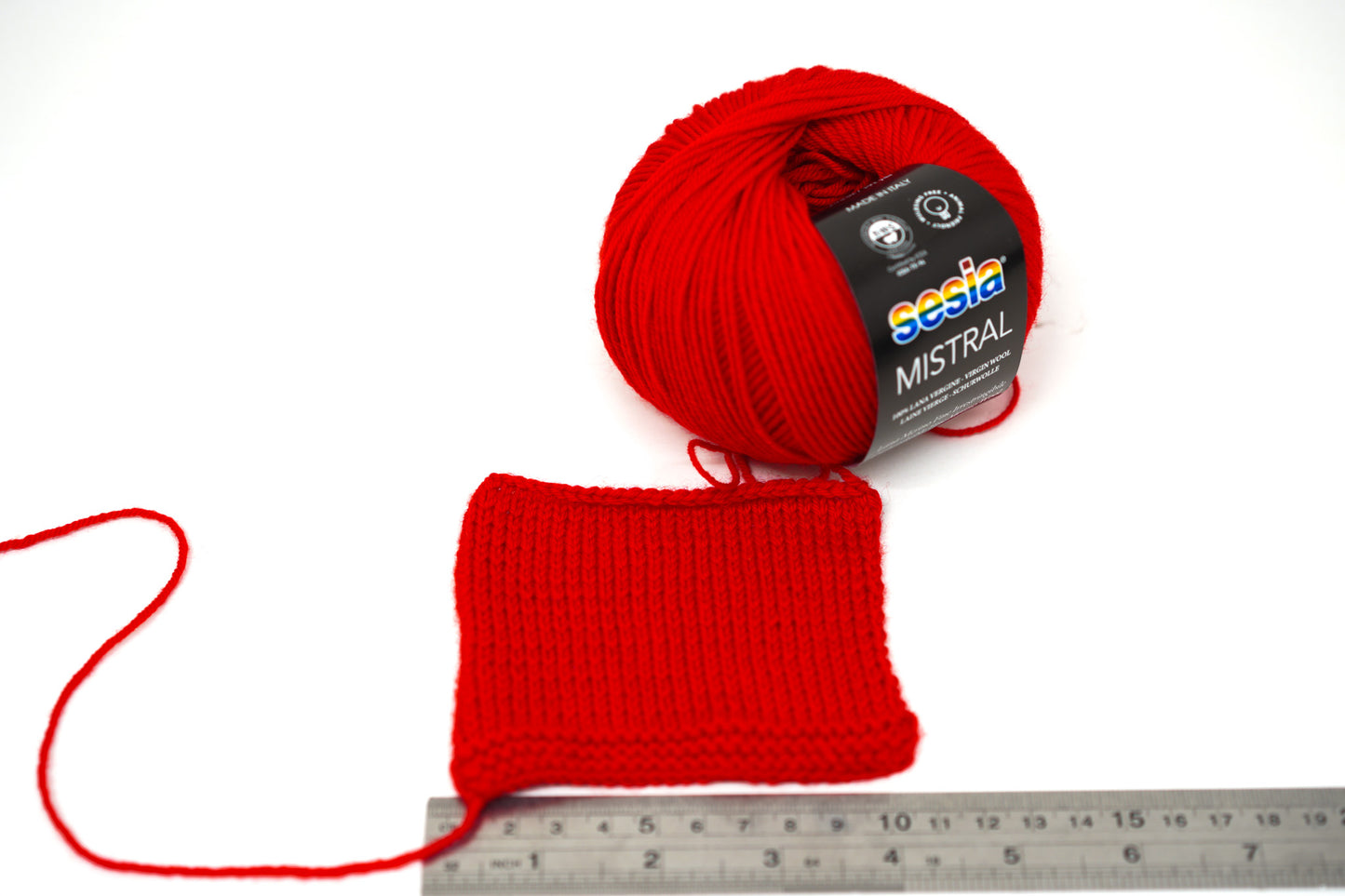 Bright red - 0063 - SESIA Mistral virgin wool 50g./175m