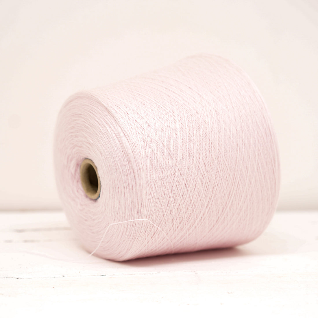 Lightest pink - 14532 - 100% Extra Fine Merino Wool - Ultra Thin Lace - 100g/3.5oz