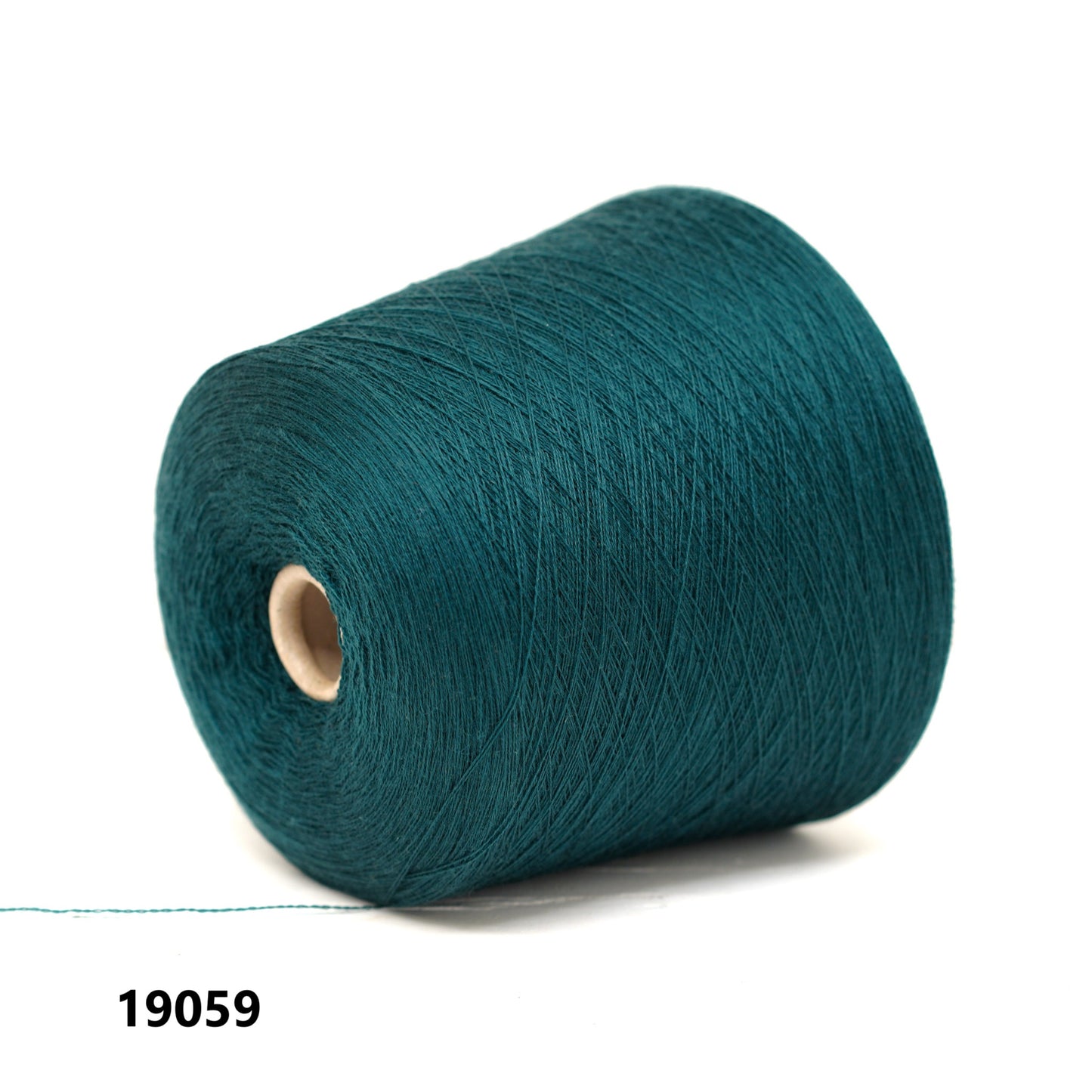 Emerald green 19059 - 100% Extra Fine Merino Wool - Lana GATTO - 100g/3.5oz