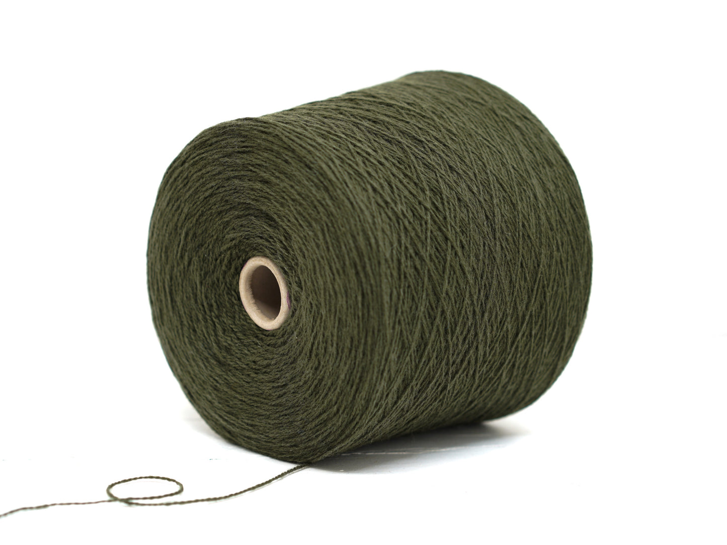 Camouflage Green soft merino wool in cone - 900g/31,7oz