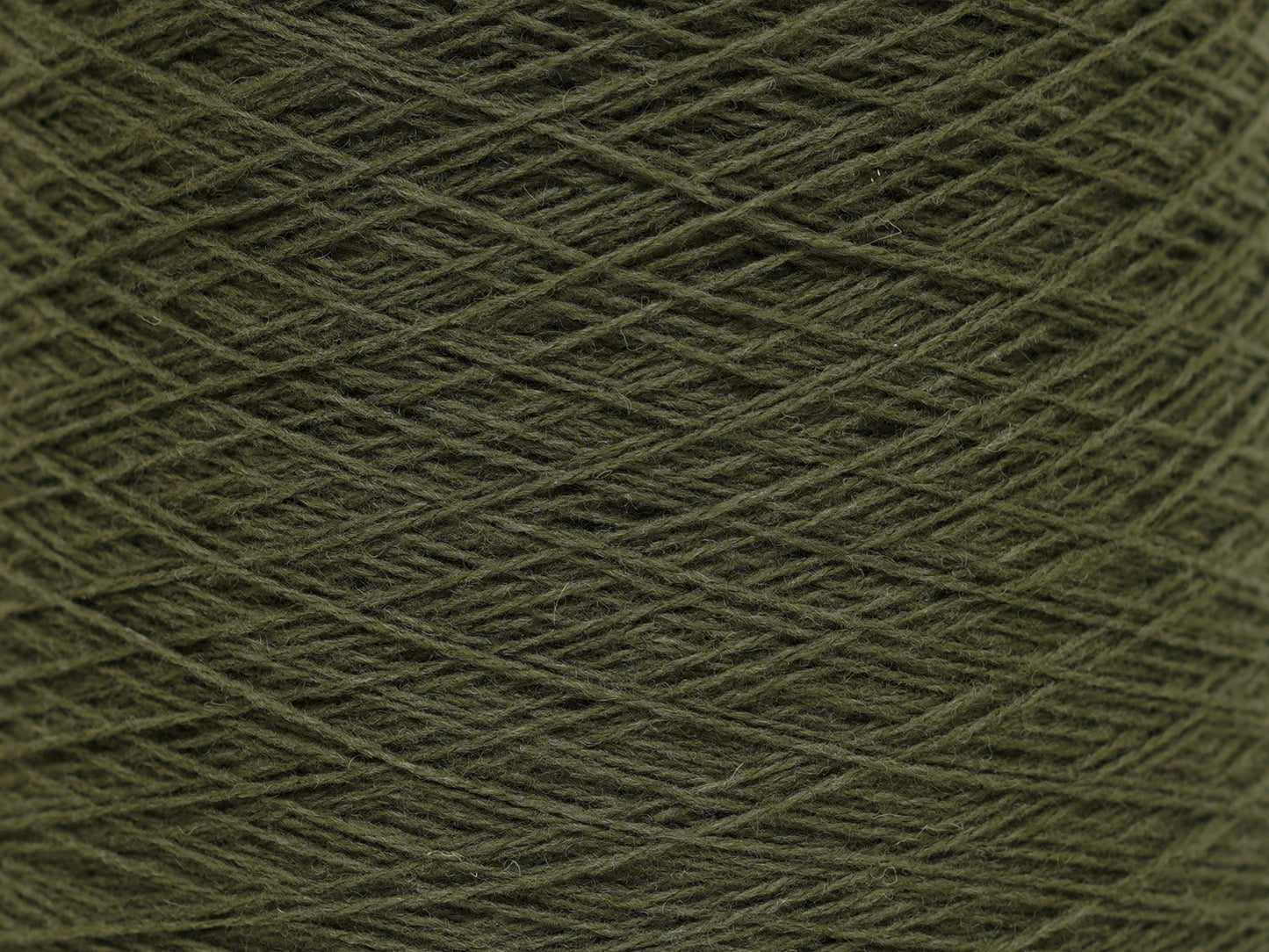 Camouflage Green soft merino wool in cone - 900g/31,7oz