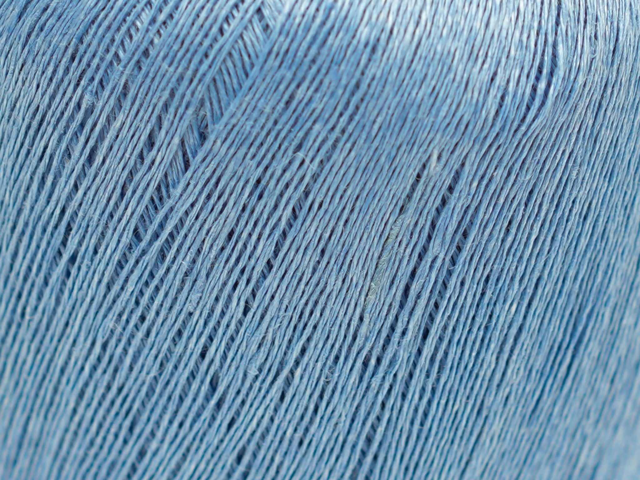 100% linen yarn in steel blue color 100g/600m.
