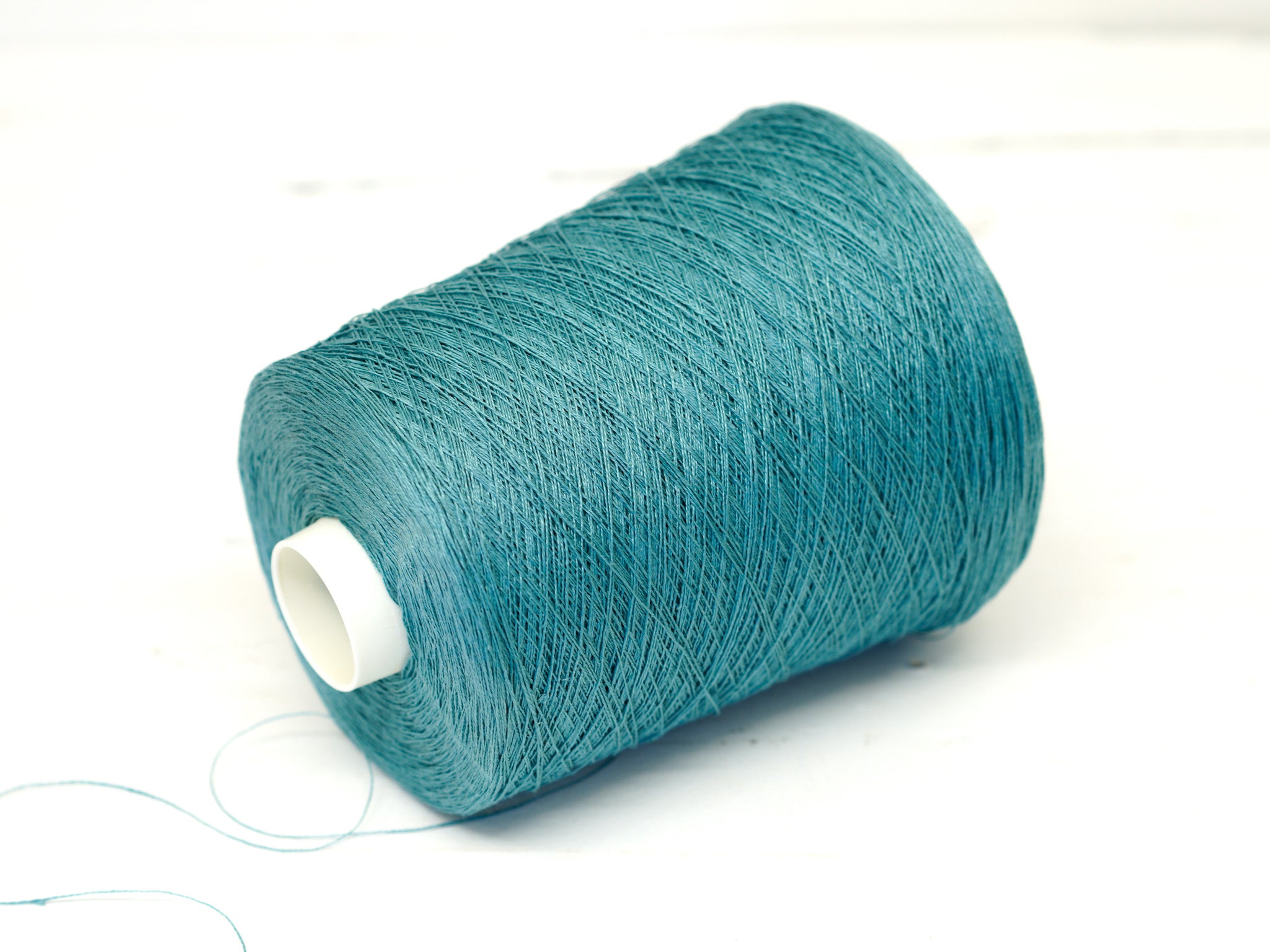 Mint blue Linen Yarn: Baltic Flax, Lace Knitting, Crochet (100g/1000m in Cone)