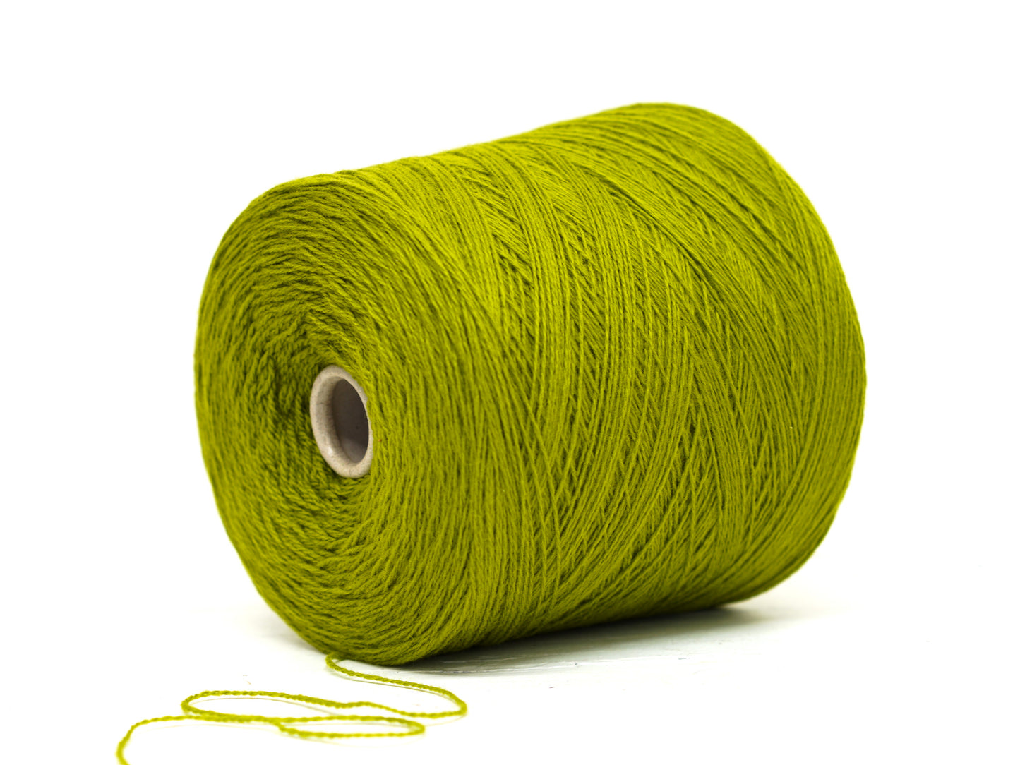 Lime green soft merino wool in cone - 900g/31,7oz.