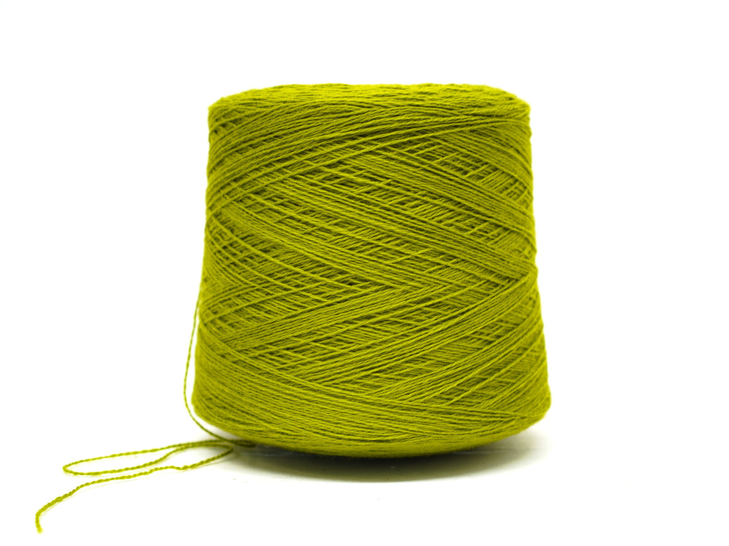Lime green soft merino wool in cone - 900g/31,7oz.