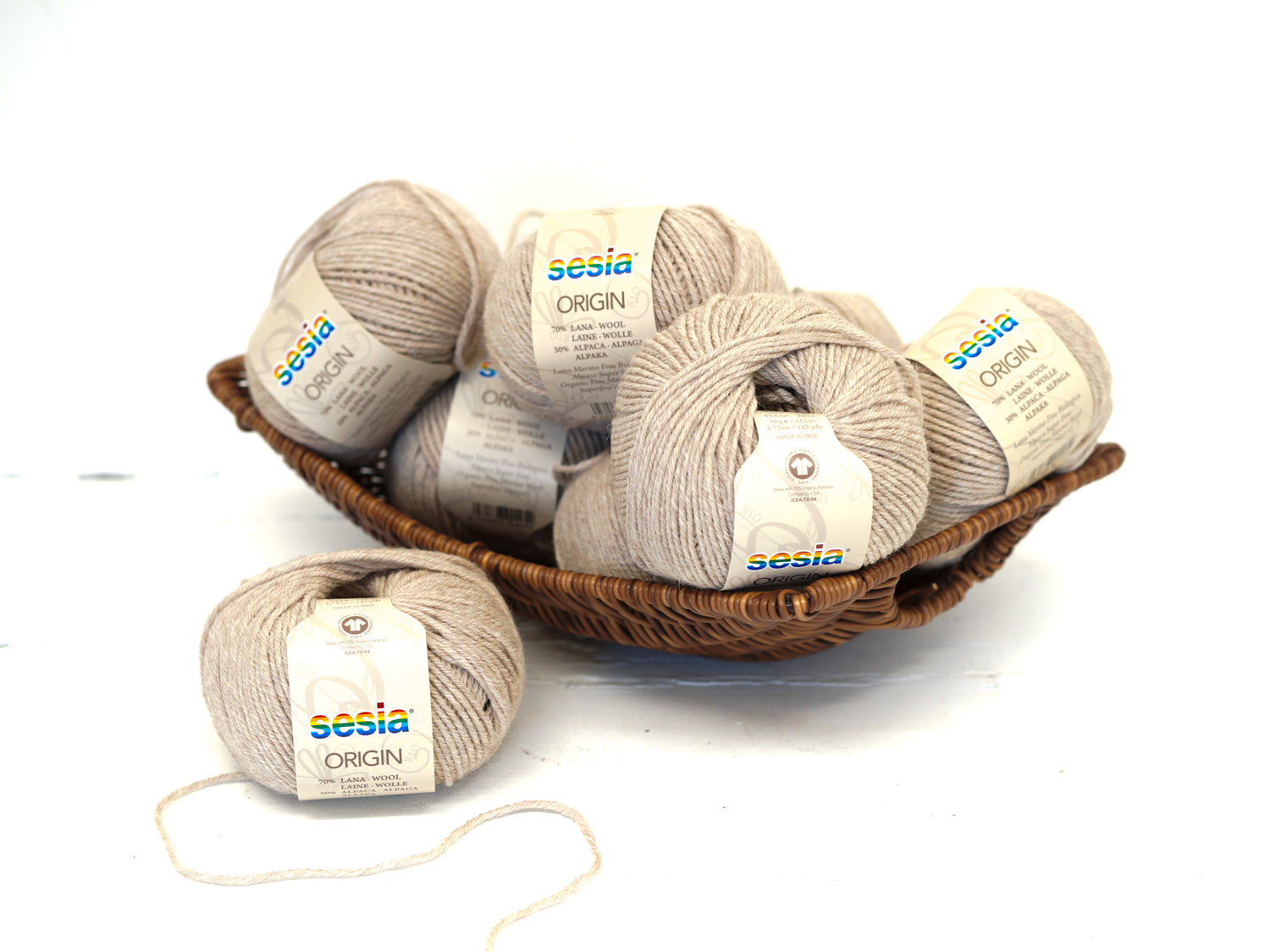 Beige SESIA Origin – 70% Virgin Wool Alpaca blend, 50g / 112m