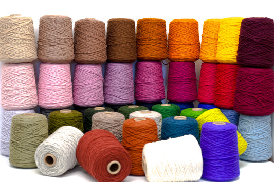 New Zealand wool Multi coloured carpet yarn in 44 colors