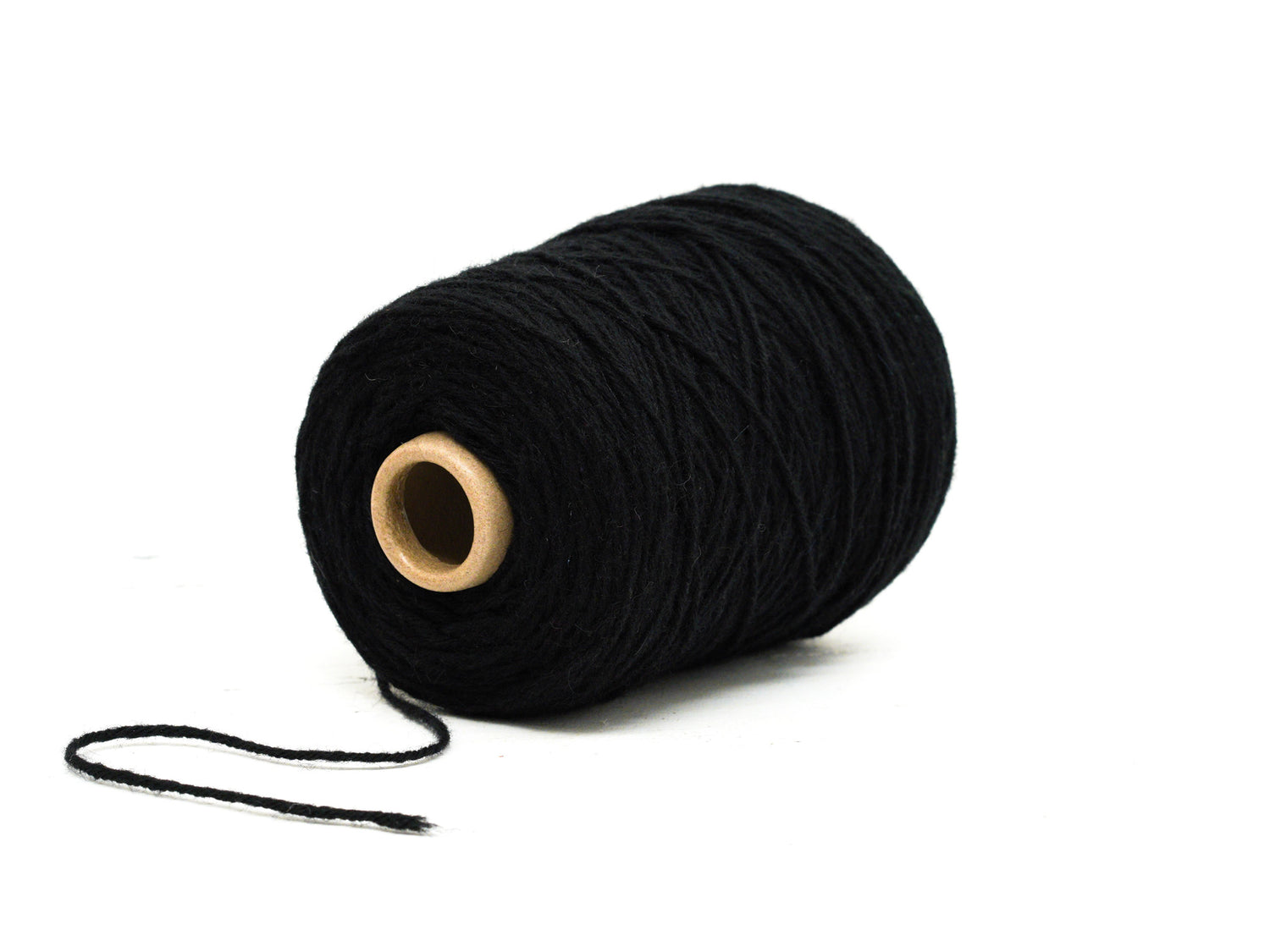 Dark blue Carpet wool in cone - 480