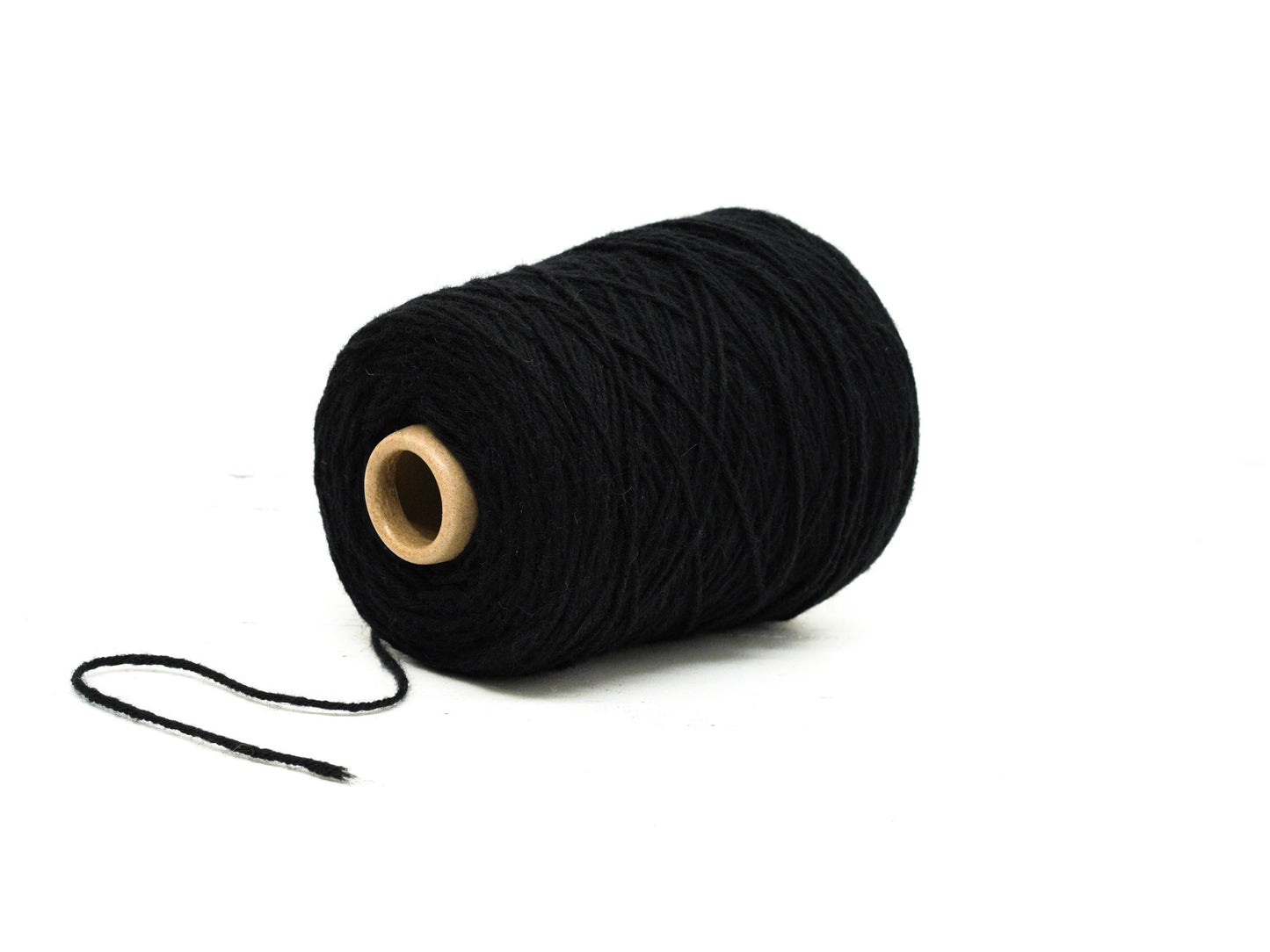 Dark blue Carpet wool in cone - 480