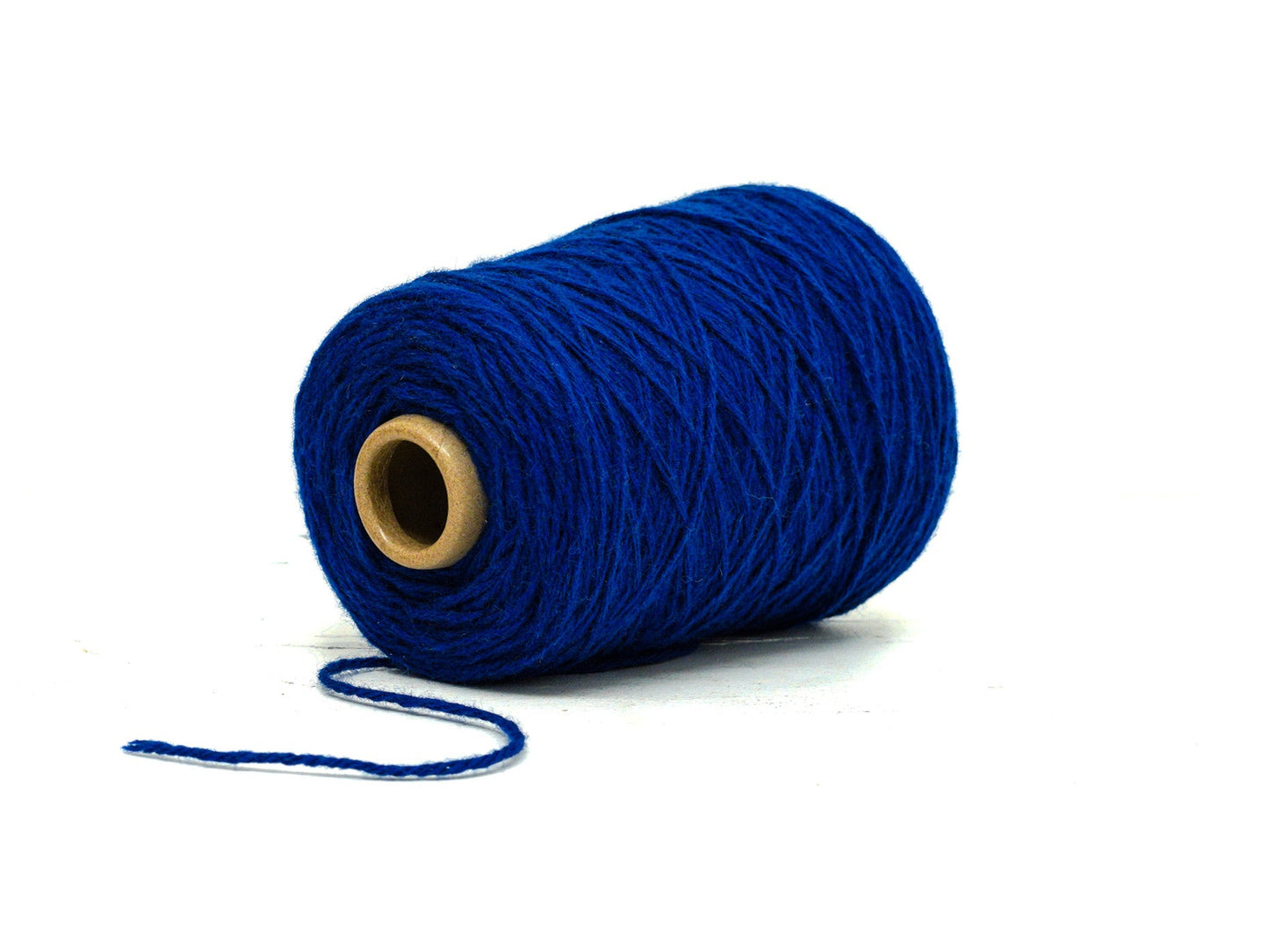 Ink blue wool yarn - 460