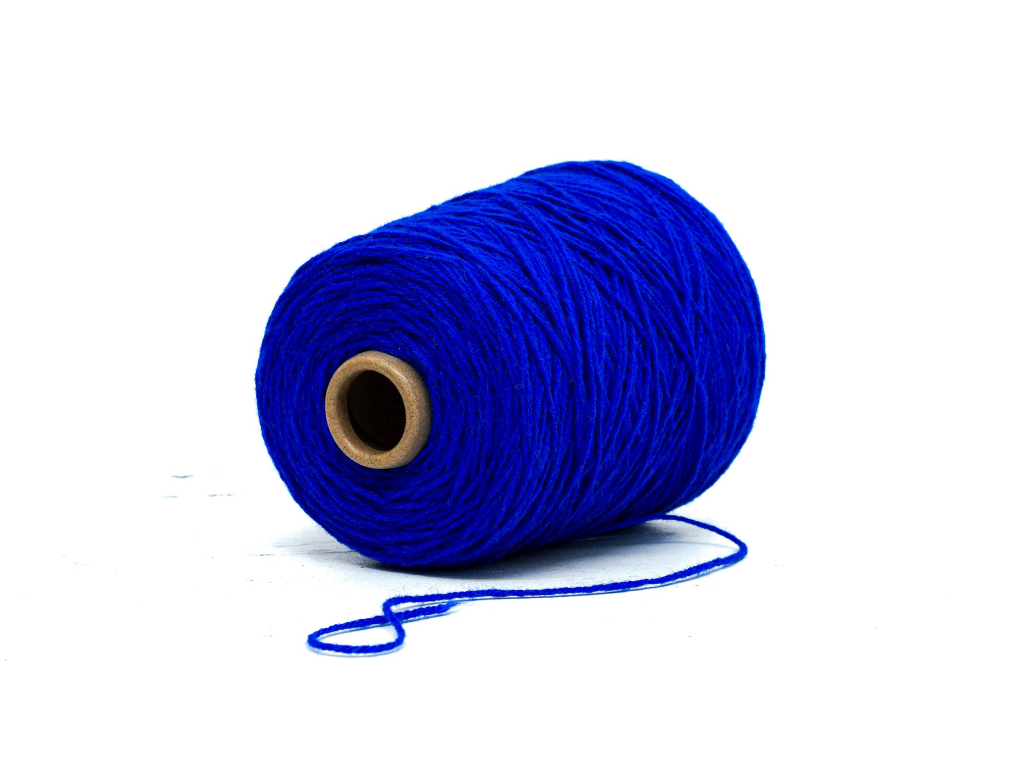 Royal blue Carpet wool in cone - 460