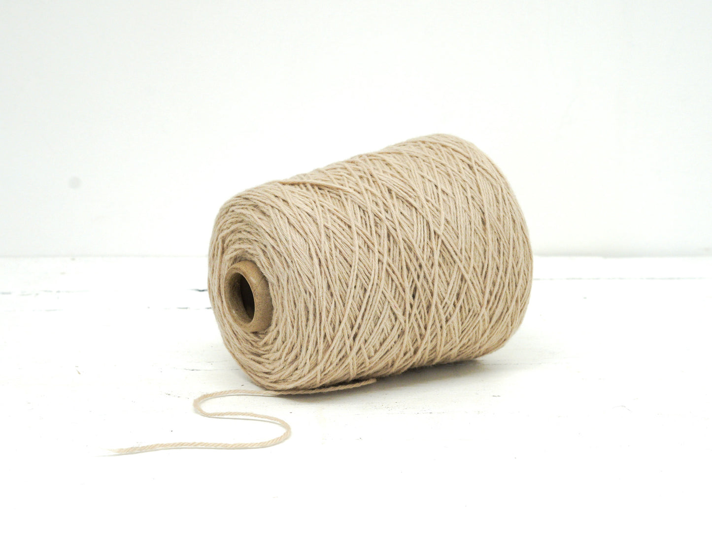 Ivory color wool yarn in cone - 260