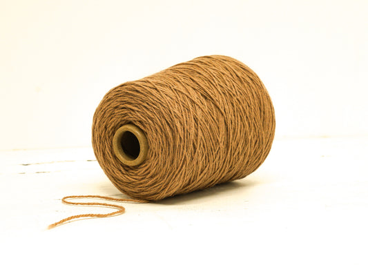 Late-brown wool yarn in cone - 650