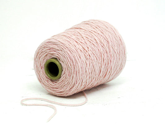 Lightest pink rose, 100% wool yarn for tufting gun - 505