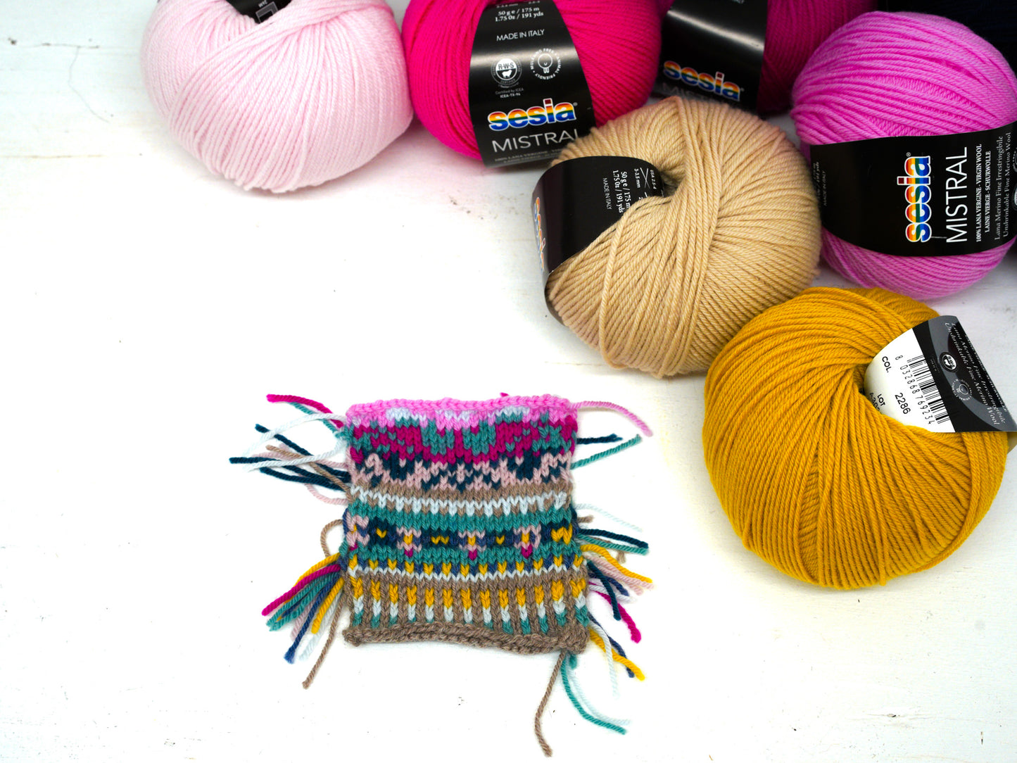 Ash rose - 295 color - SESIA Mistral virgin wool 50g./175m