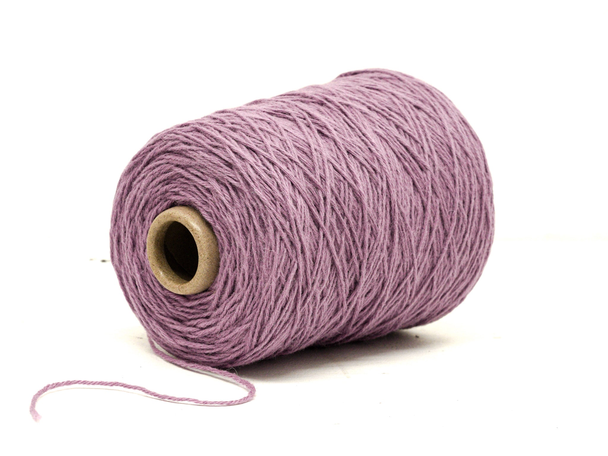 Dark lilac 100% wool yarn for tufting gun - Color 520