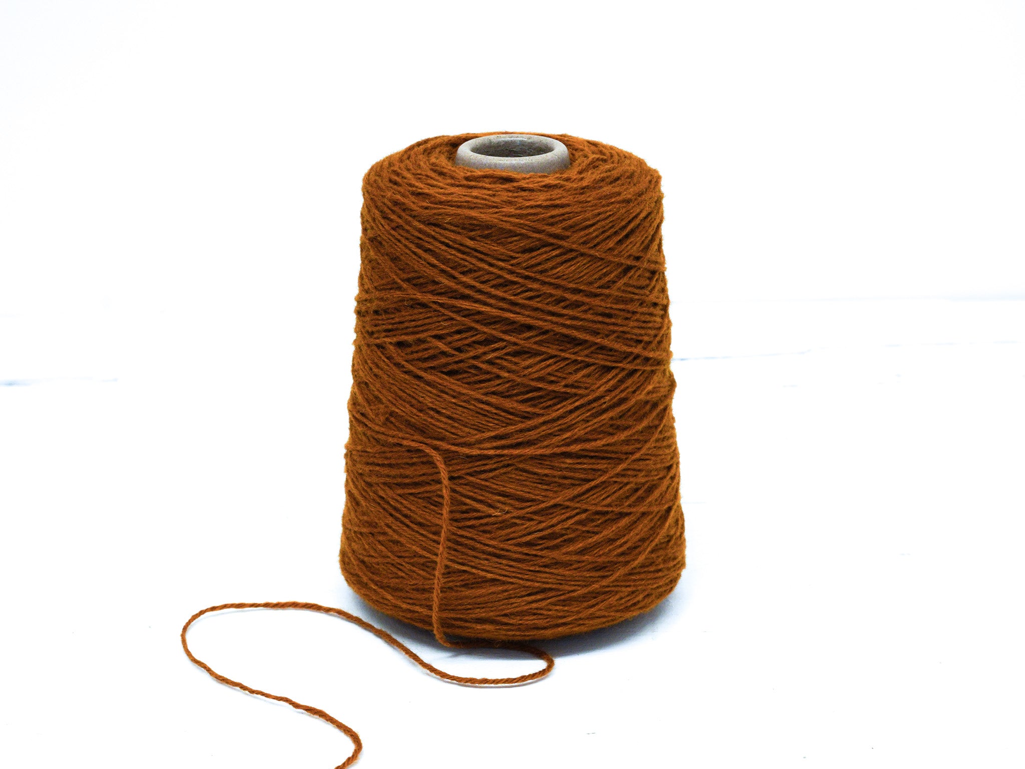 Cinnamon wool yarn in cone - 292