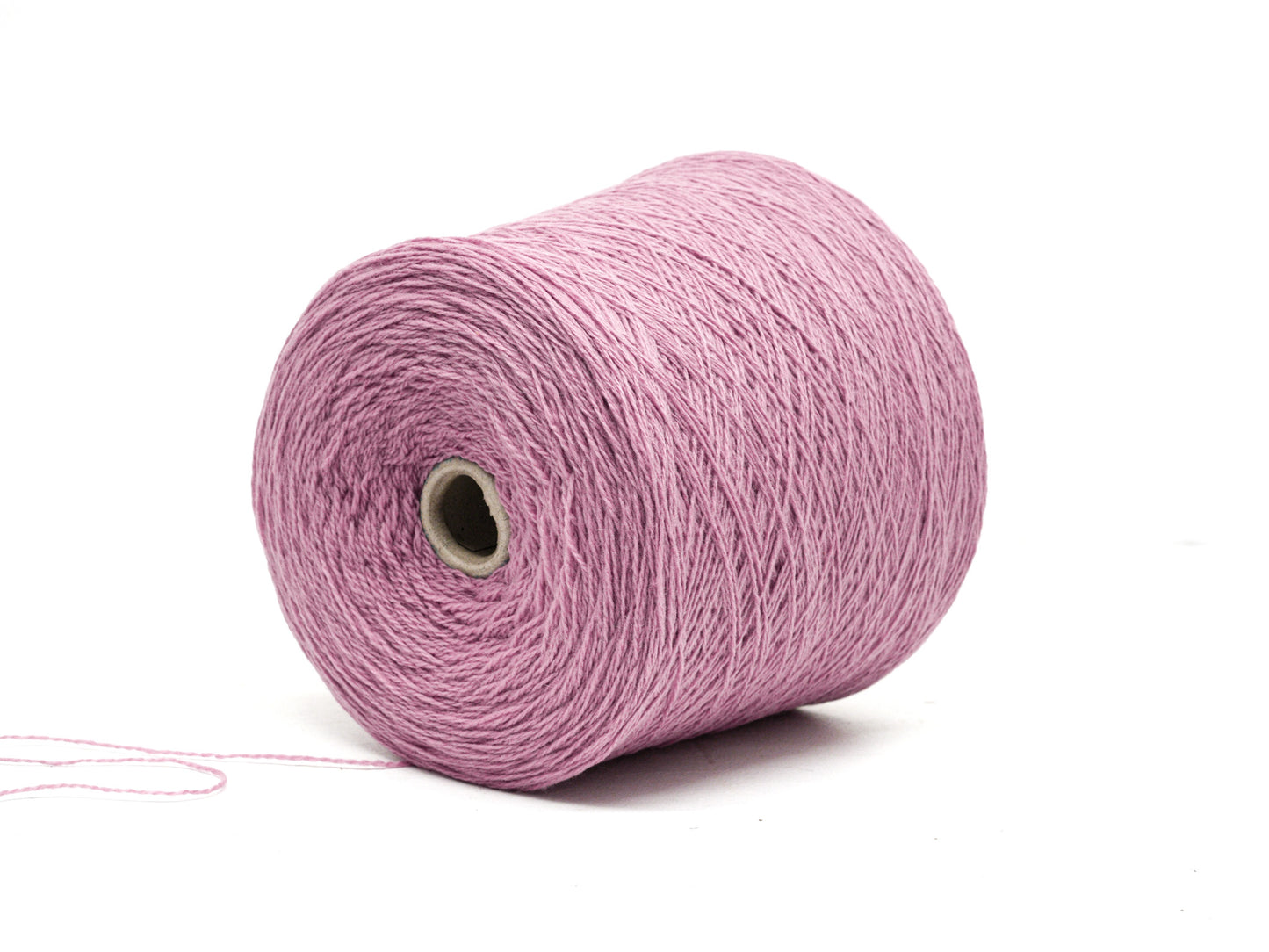 Ash rose soft merino wool in cone - 900g / 31,7oz.