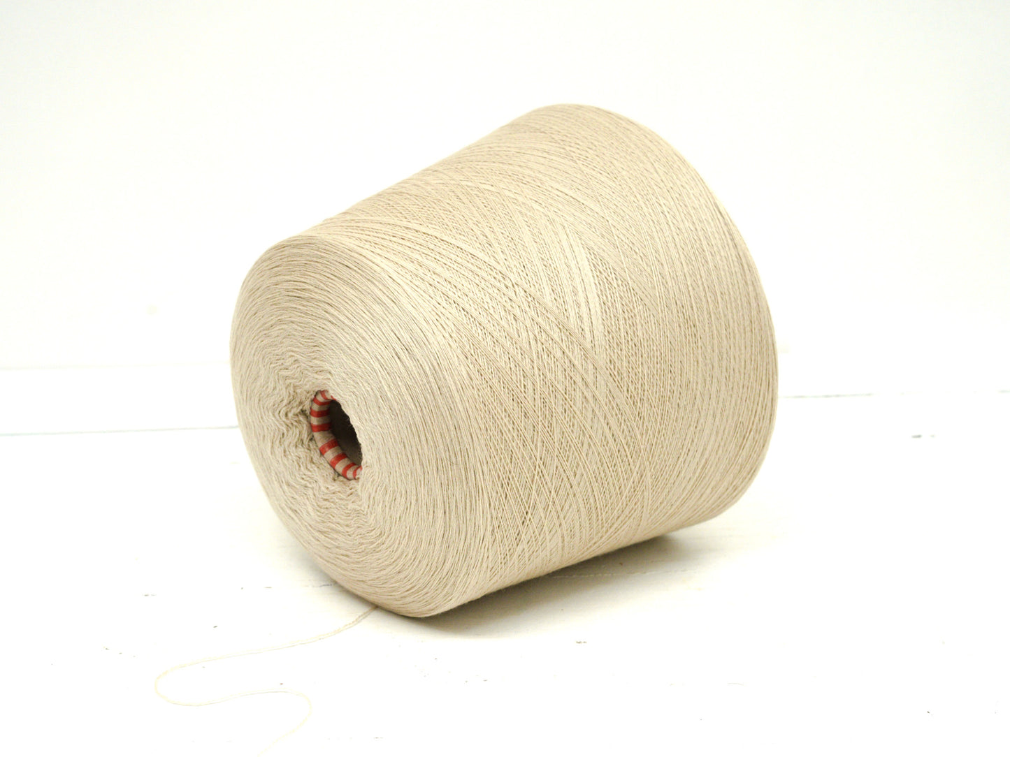 Ivory 14774 - 100% Extra Fine Merino Wool - Ultra Thin Lace - 100g/3.5oz