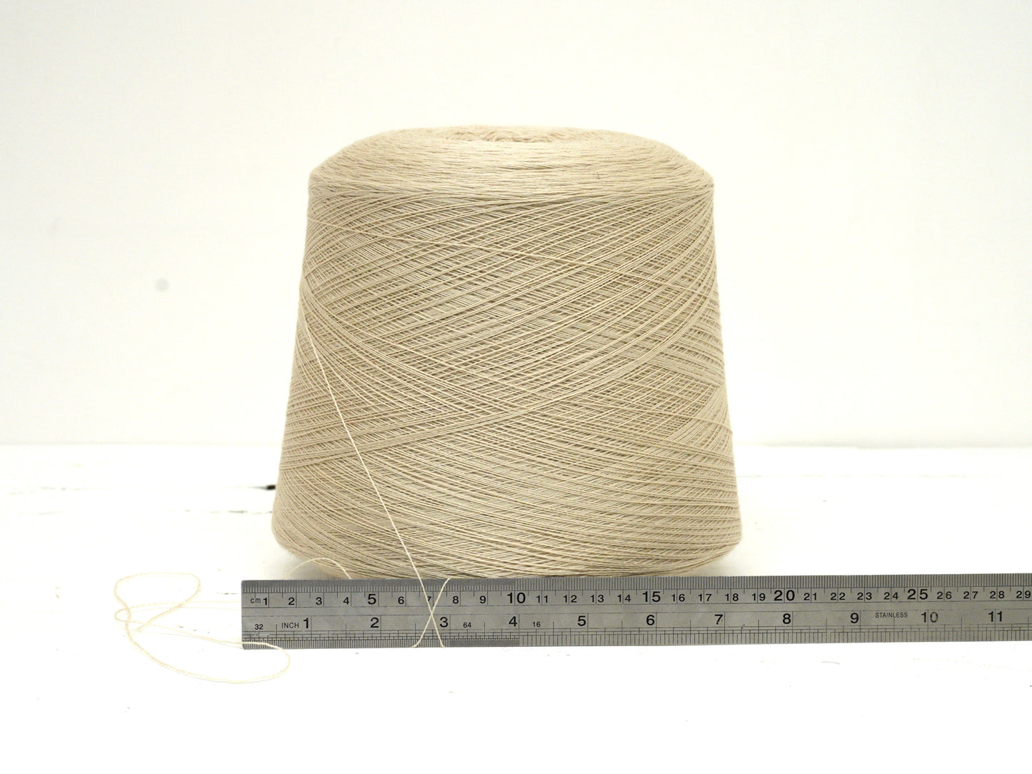 Ivory 14774 - 100% Extra Fine Merino Wool - Ultra Thin Lace - 100g/3.5oz