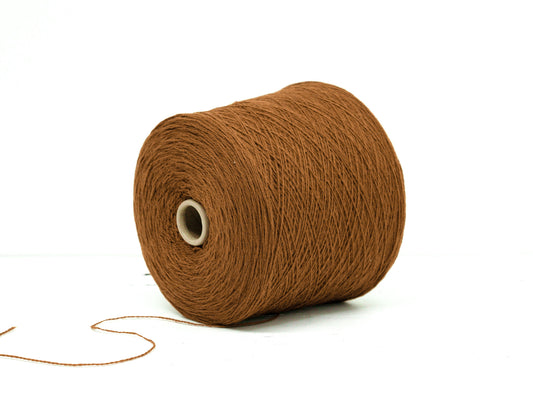 Dark Cinnamon soft merino wool in cone - 900g/31,7oz.