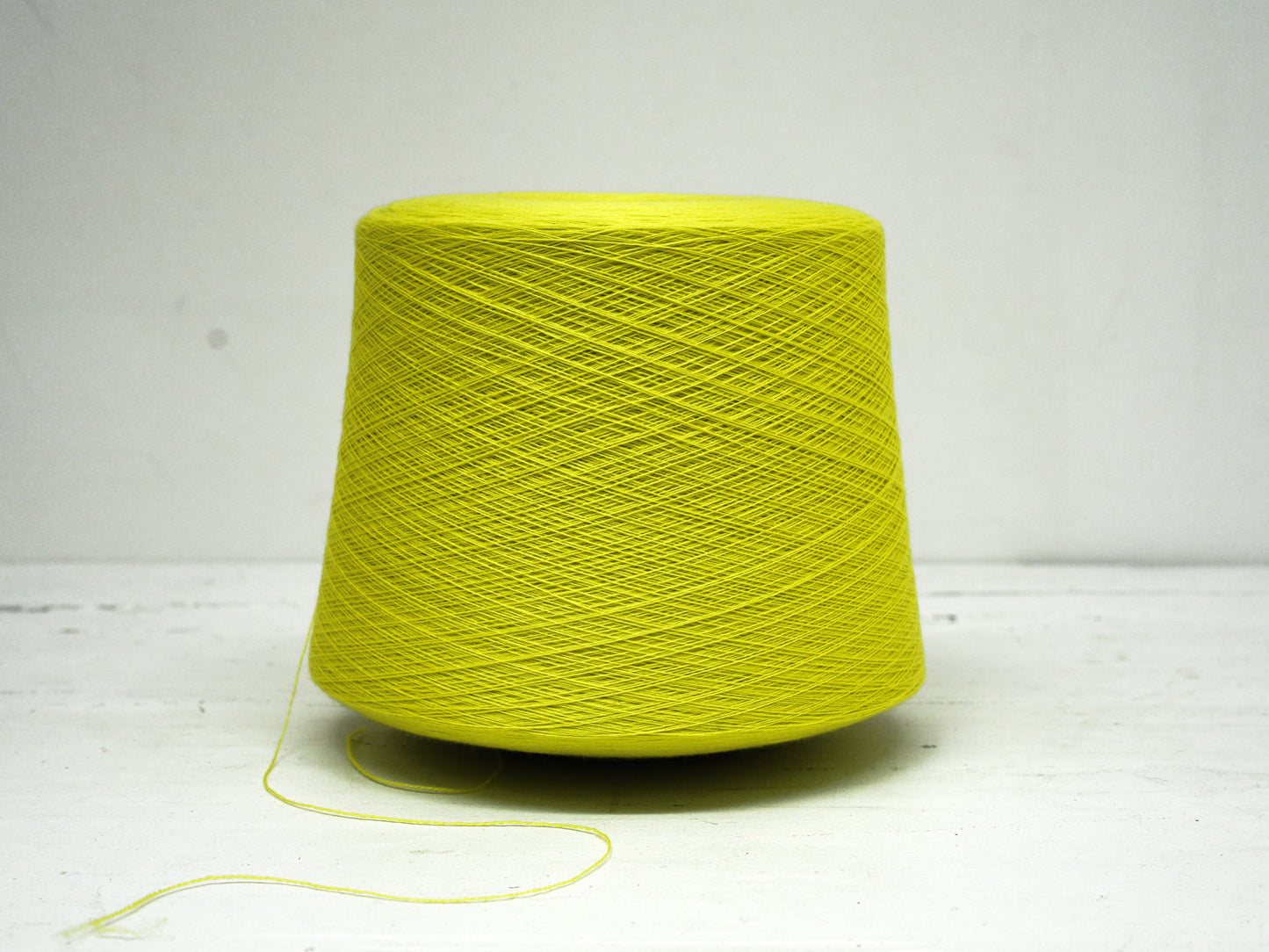 Neon green - 14648 - 100% Extra Fine Merino Wool - Lana GATTO - 100g/3.5oz