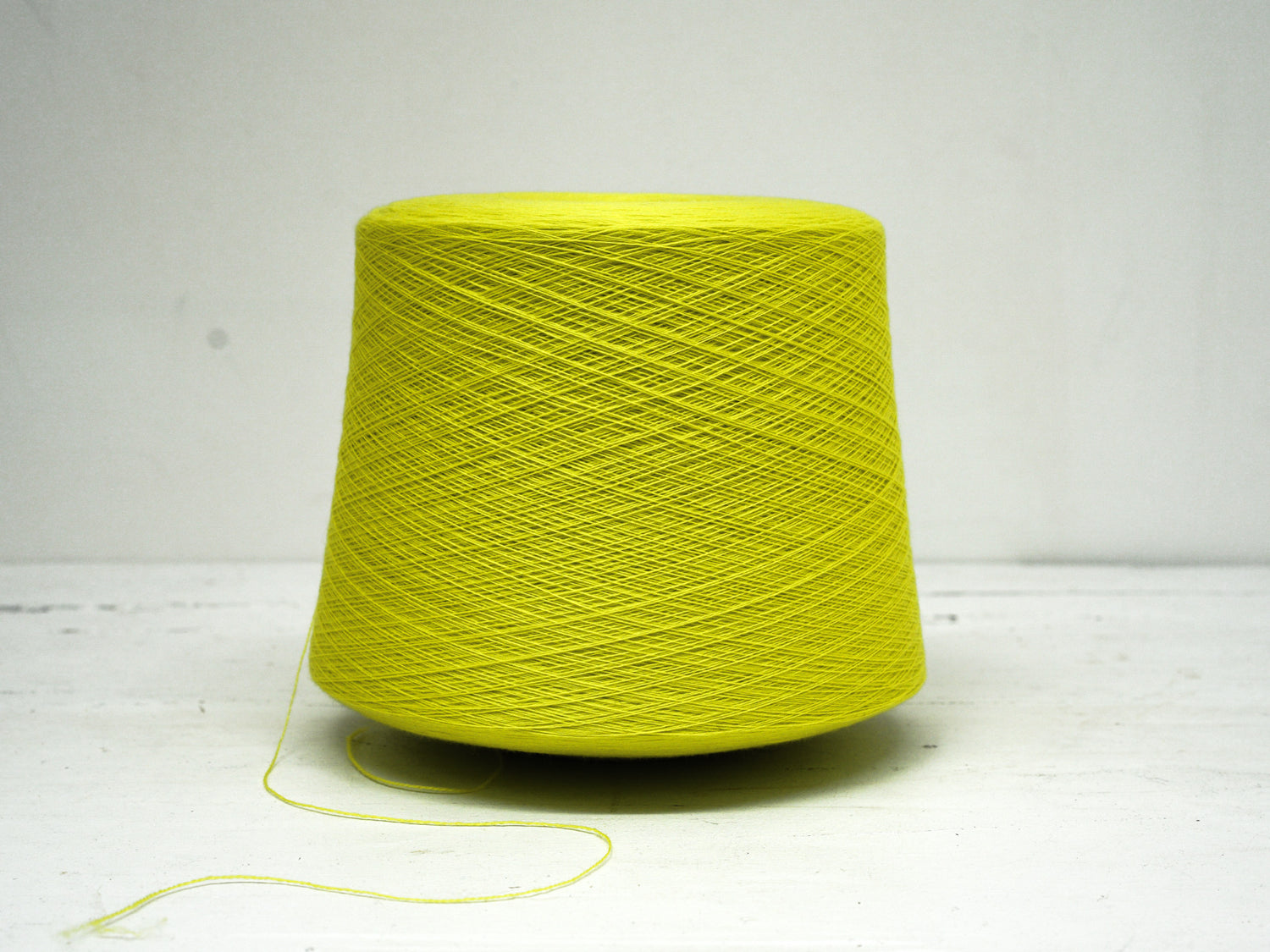Neon green - 14648 - 100% Extra Fine Merino Wool - Lana GATTO - 100g/3.5oz